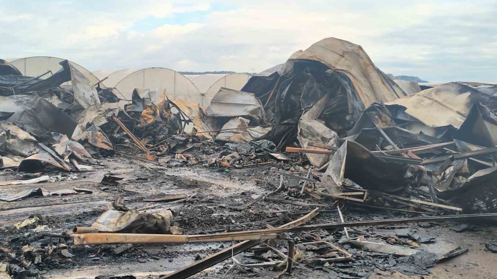 Antalya’da yangın faciası: 5’i çocuk, 6 ölü
