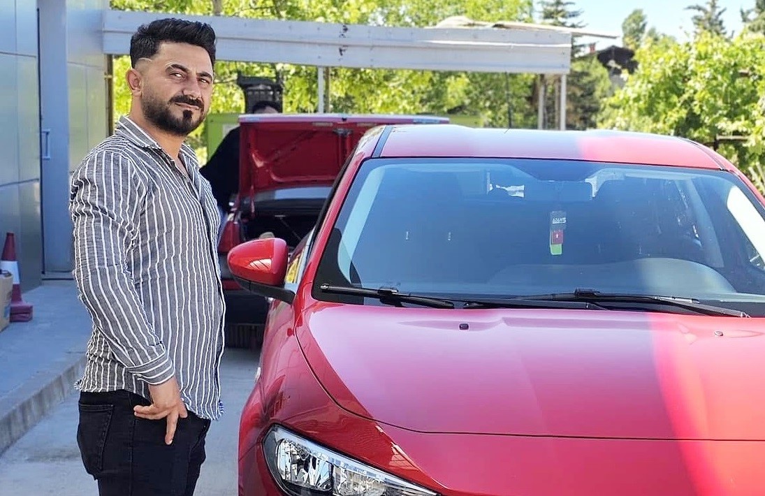 Antalya’ya araba almaya gidiyordu, feci otobüs kazasında hayatını kaybetti
Antalya’ya araba almaya gidiyordu, feci otobüs kazasında hayatını kaybetti