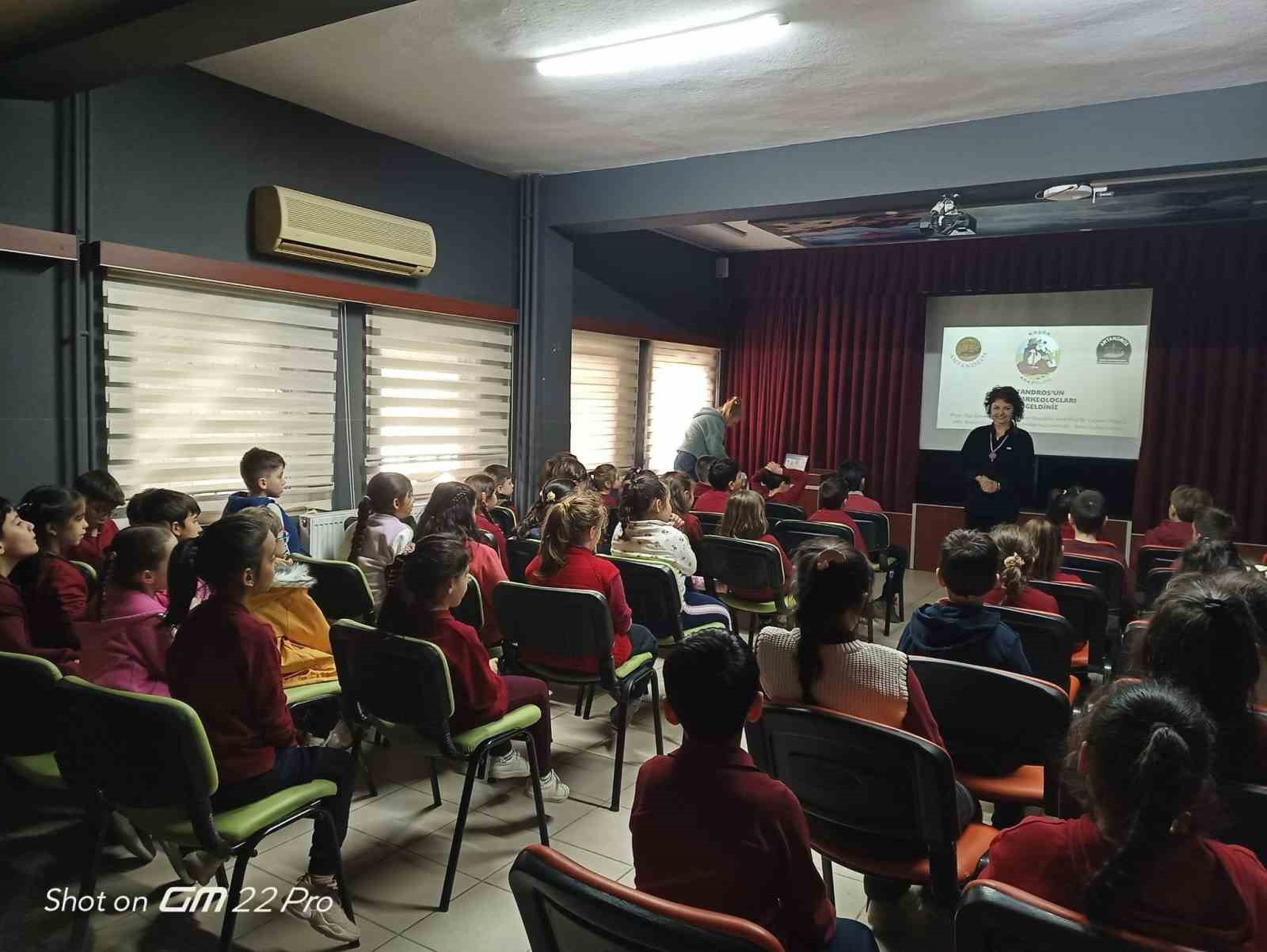 Antandros Derneği’nden minik öğrencilere kültürel miras sunumu
