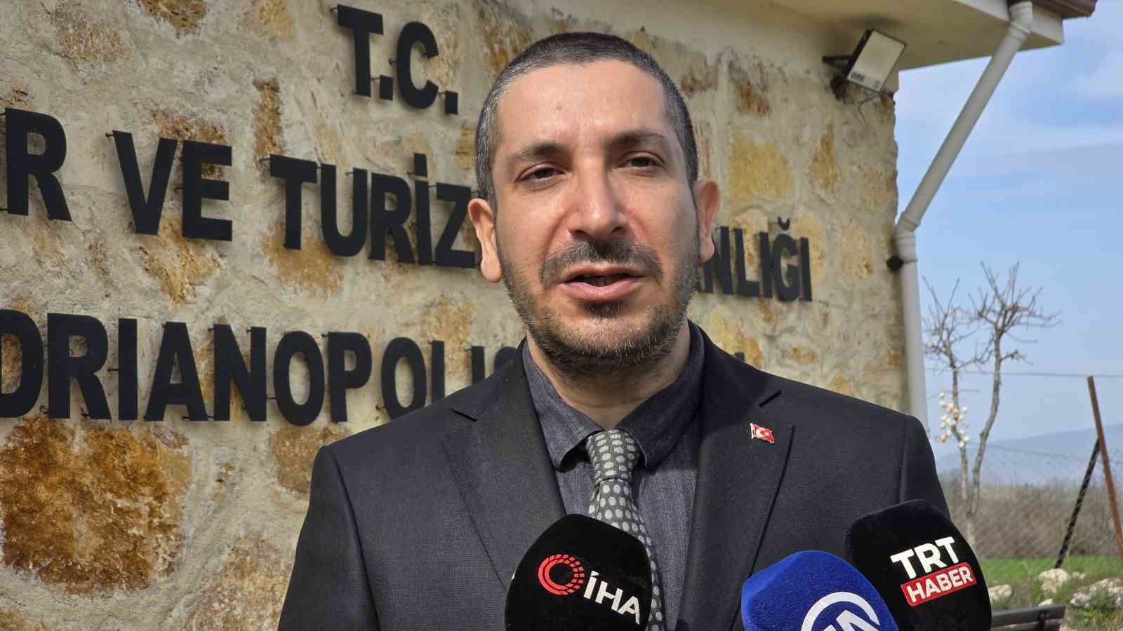 Antik kazıda 1500 yıllık bıçak seti bulundu
