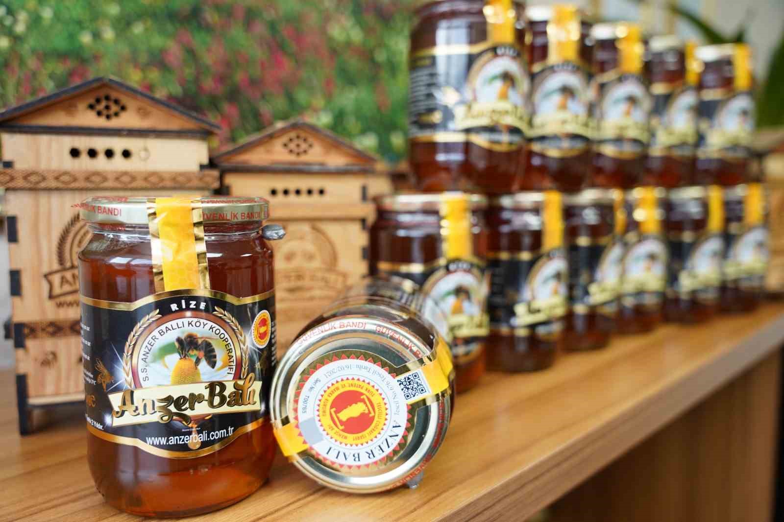 Anzer balı geç satışa çıkınca piyasa sahtesiyle doldu
