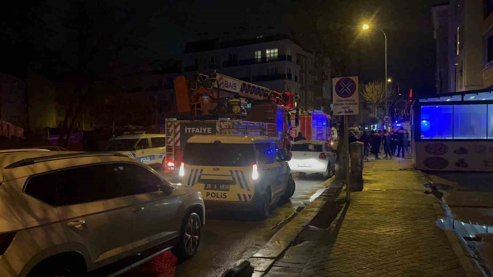 "Apartmana molotof kokteyli atıldı" ihbarı ekipler harekete geçirdi
