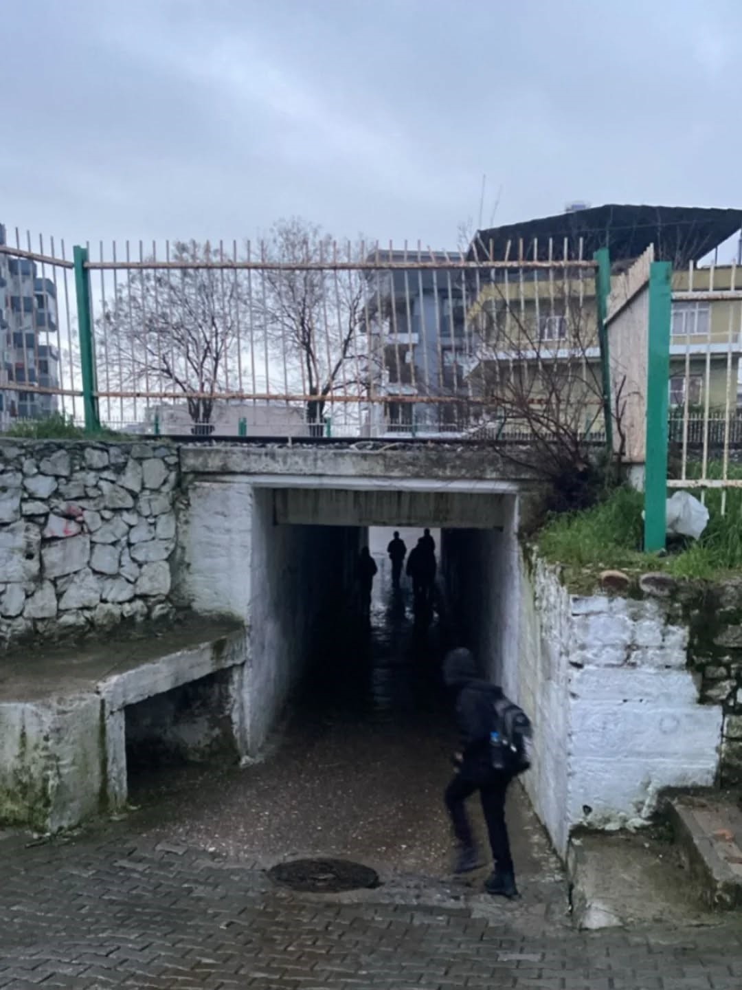 Ara tatil sonrası Germencik’te okul önlerinde zabıta mesaisi
