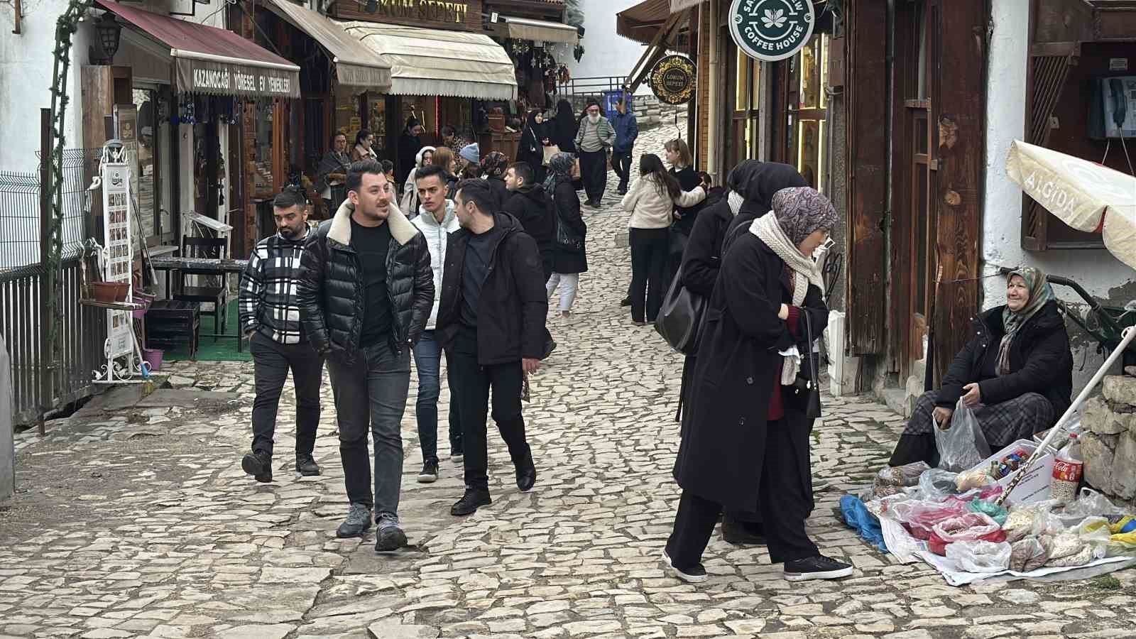 Ara tatilin son günlerinde tarihi ilçede hafta sonu hareketliliği
