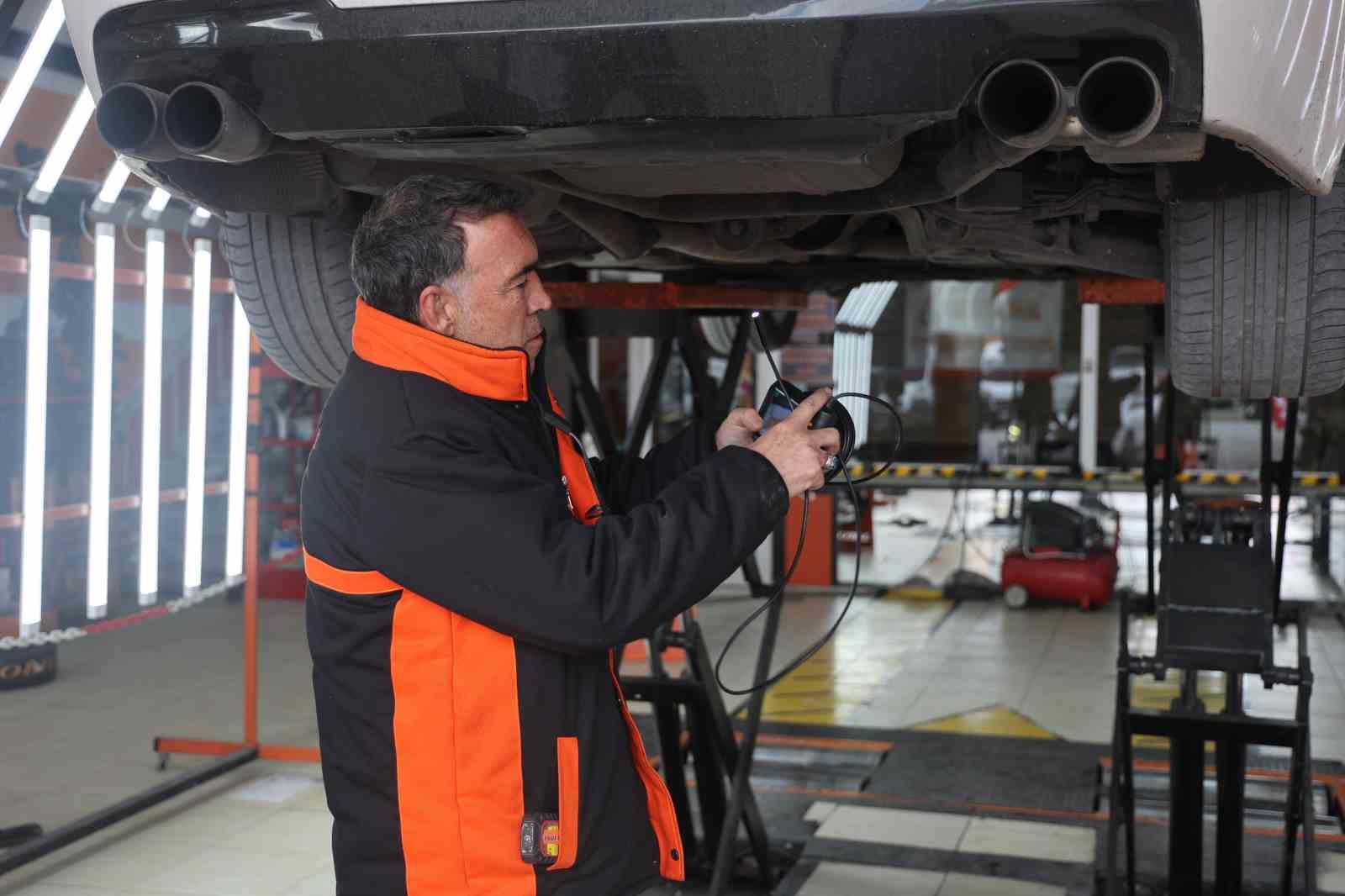 Araç sahiplerine kaza sonrası değer kaybı uyarısı: "Telefonla arayanlara itimat etmeyin"
