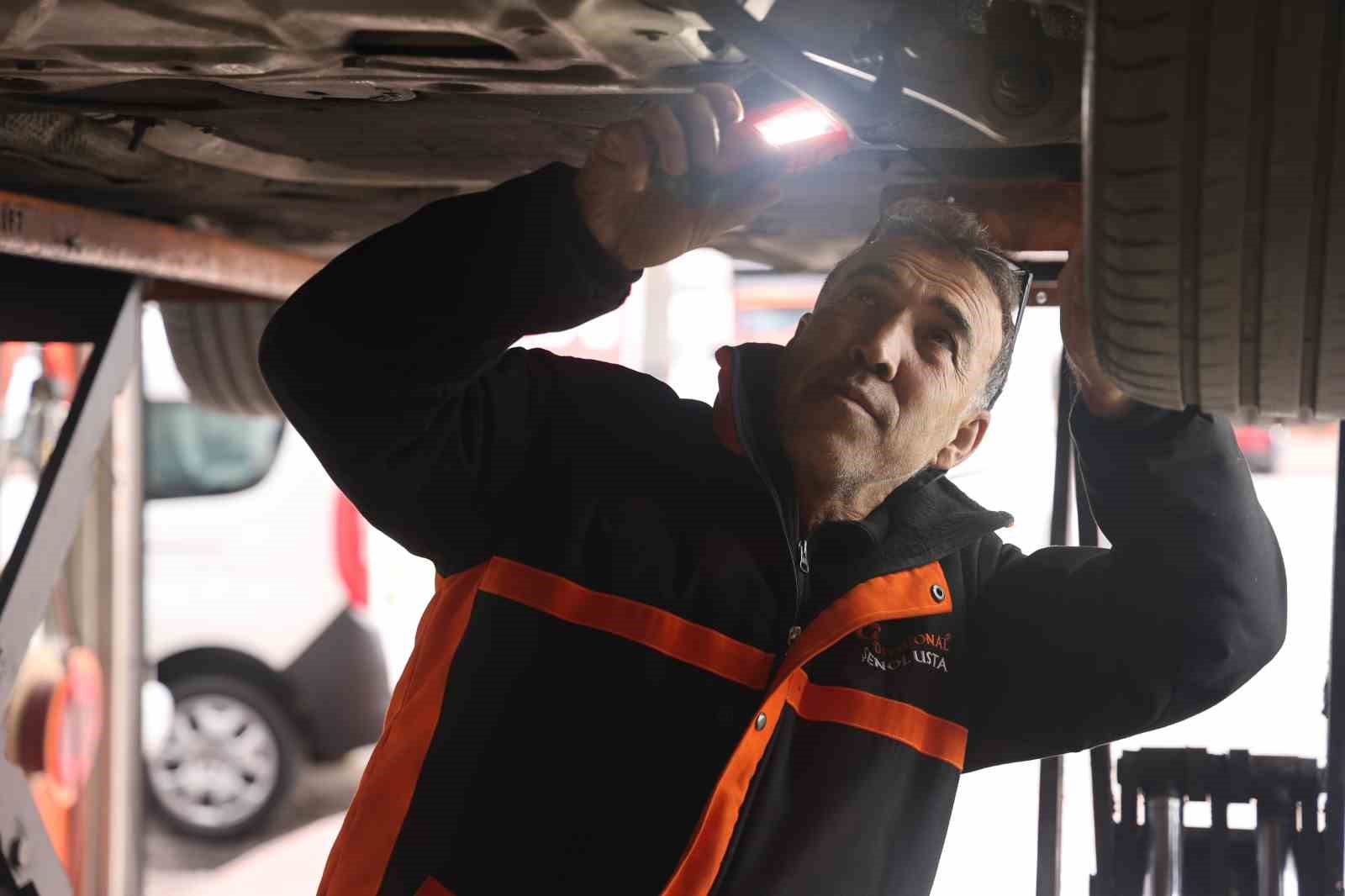 Araç sahiplerine kaza sonrası değer kaybı uyarısı: "Telefonla arayanlara itimat etmeyin"
