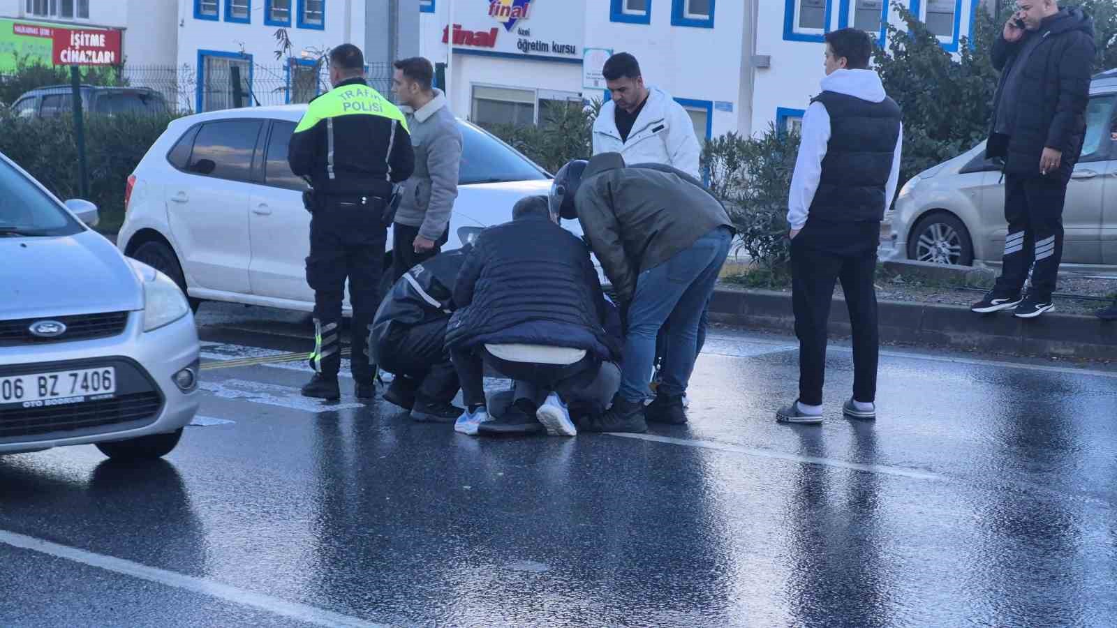Aracın çarptığı yaya yaralandı
