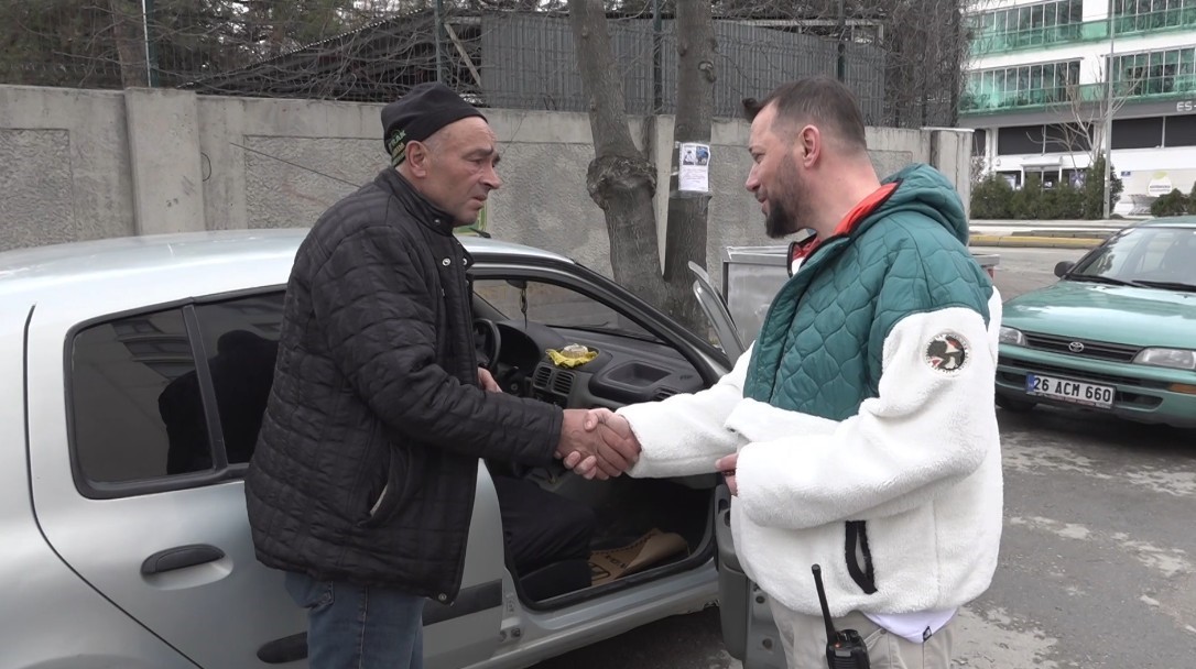 Aracını park ettiği sokağı unuttu, polise ’Otomobilim çalındı’ ihbarı yaptı
