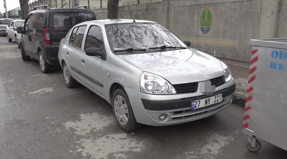 Aracını park ettiği sokağı unuttu, polise ’Otomobilim çalındı’ ihbarı yaptı
