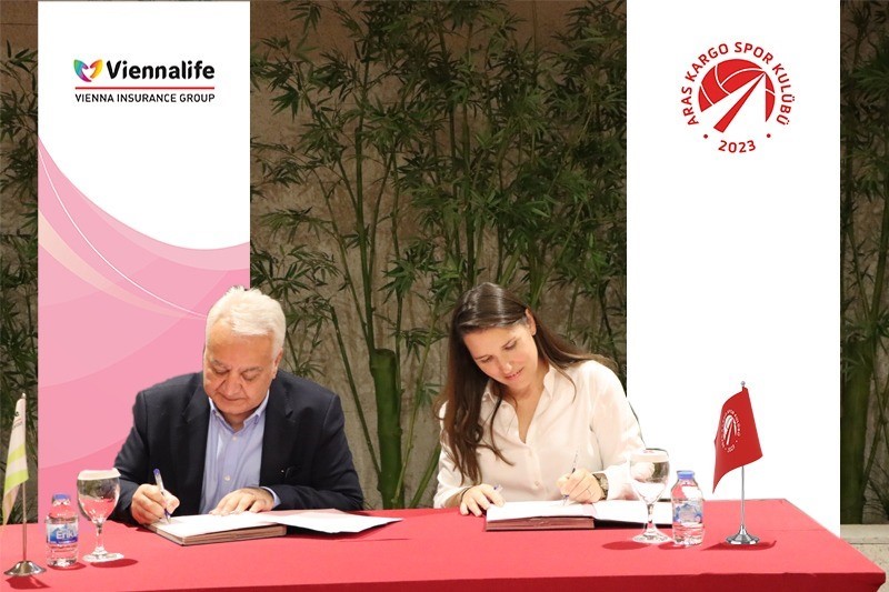 Aras Kargo Kadın Voleybol Takımı’nın resmi sponsoru Viennalife oldu
