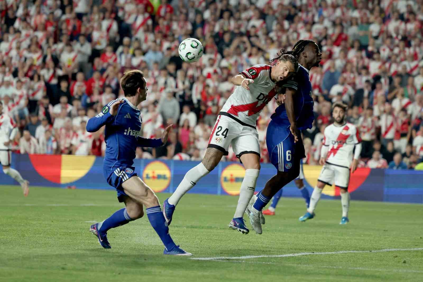 Arda Turan’lı Shakhtar Donetsk, tur şansını zora soktu
