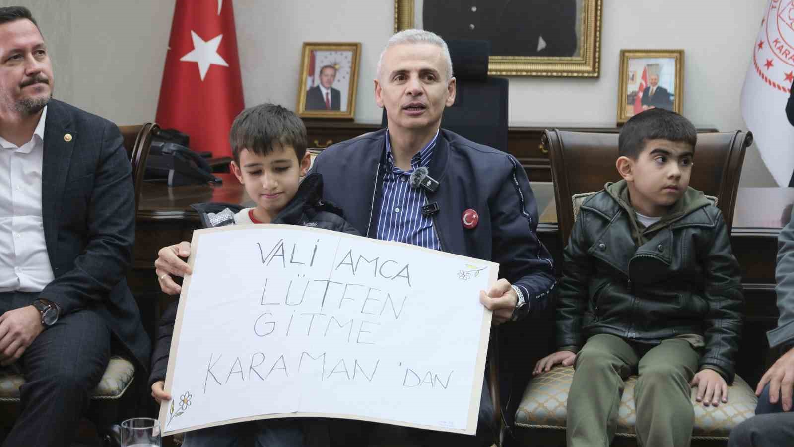 Ardahan’a atanan Vali Mehmet Fatih Çiçekli’yi uğurlama töreninde duygu dolu anlar
