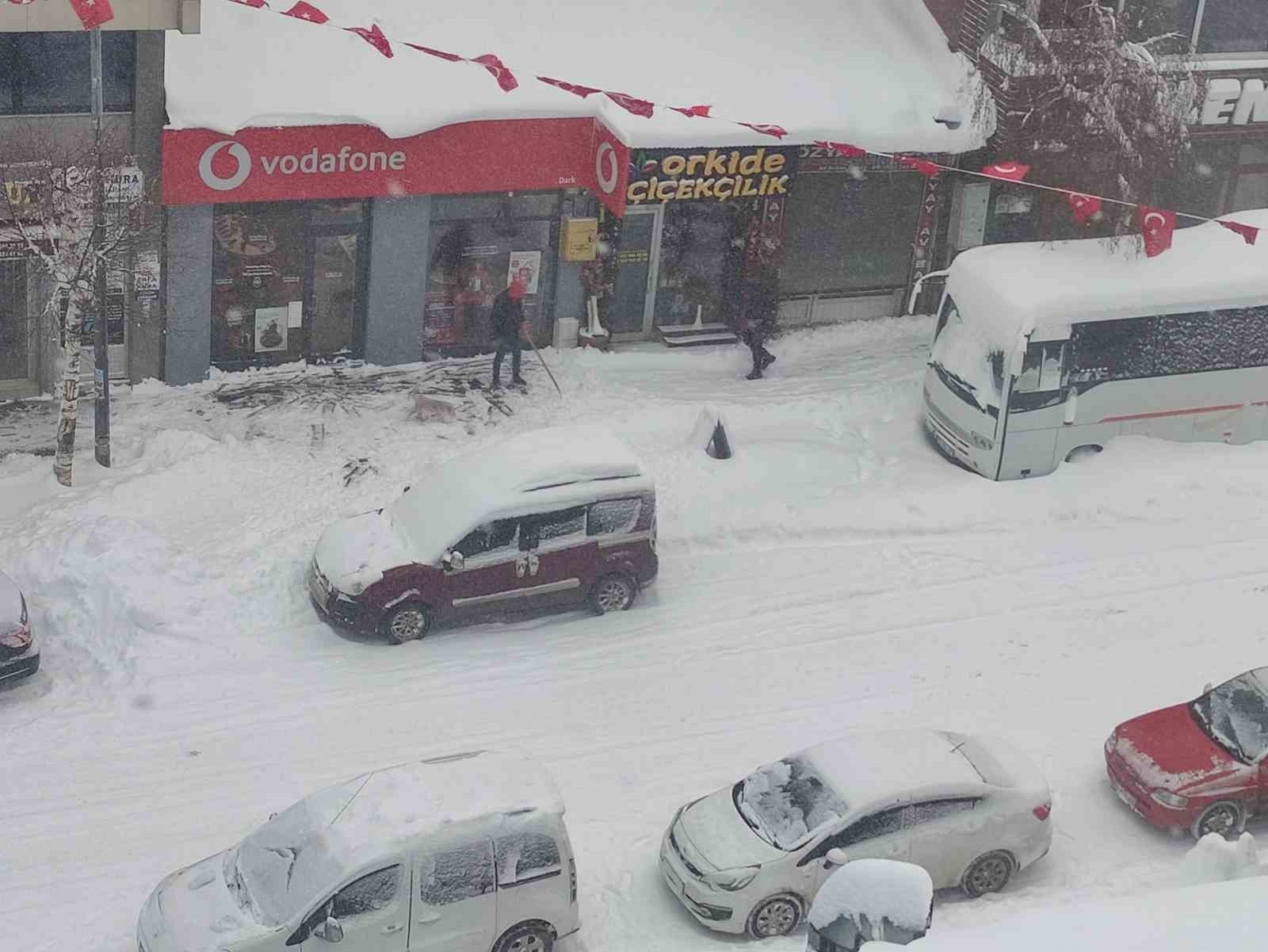Ardahan’da 132 köy yolu ulaşıma kapandı
