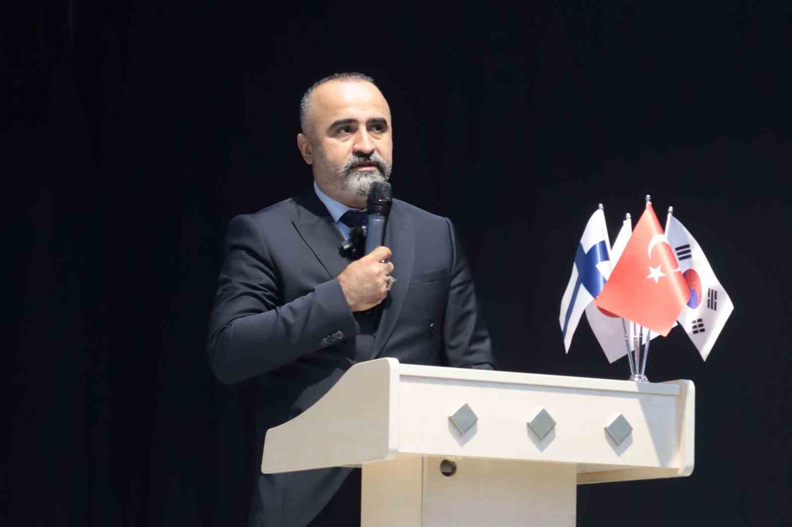 Arena Anne-Baba Okulu’nda sertifika heyecanı
Arena Anne-Baba Okulu’nda sertifika heyecanı