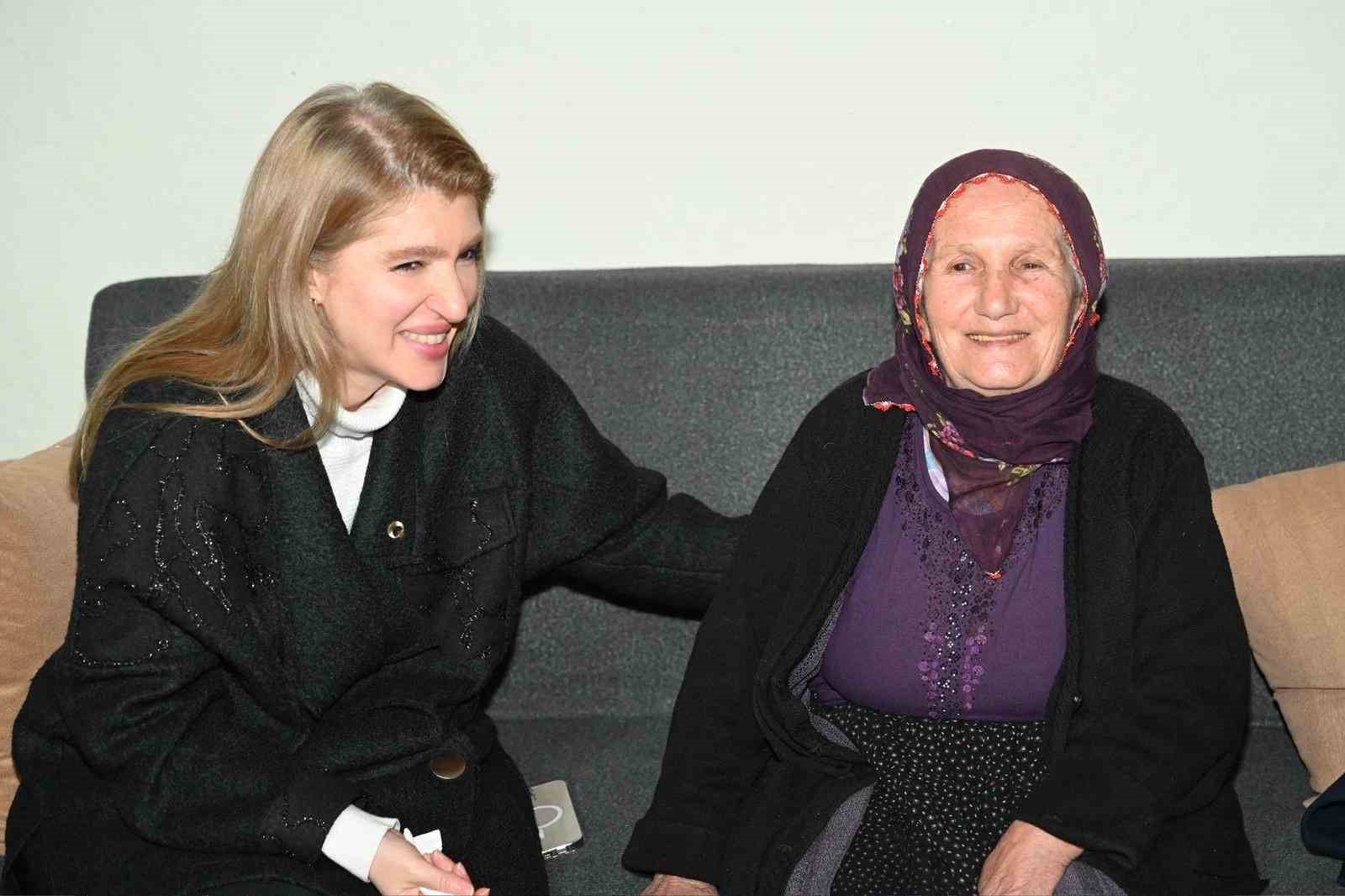 Arguvan’da siyasetin sıcak yüzü
Arguvan’da siyasetin sıcak yüzü