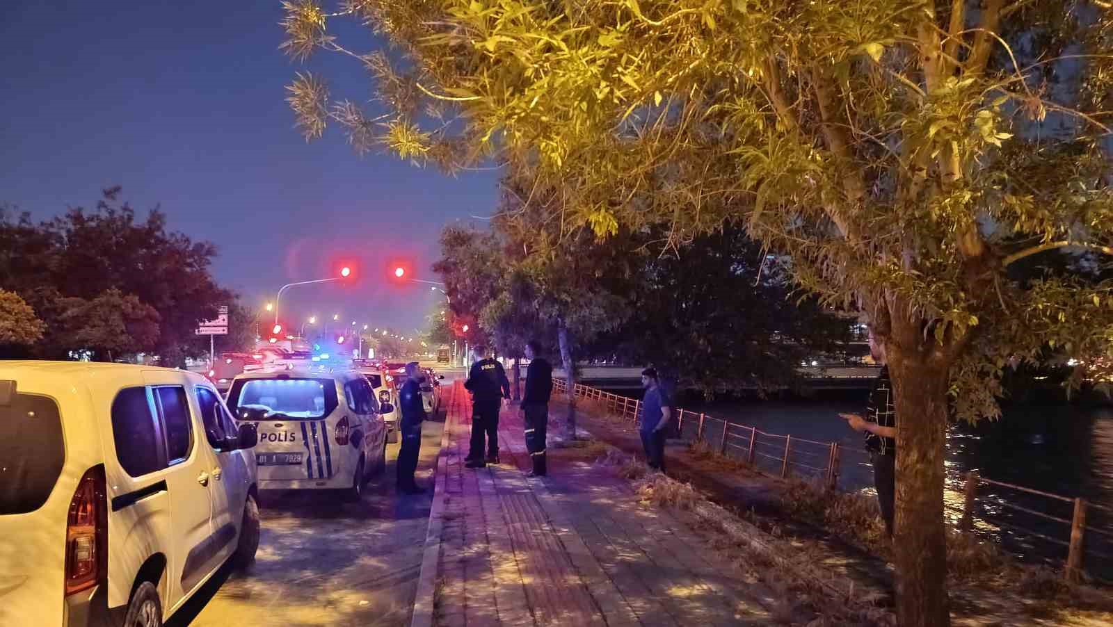 Arkadaşıyla otururken kanala düştü, akıntıya kapılıp kayboldu
