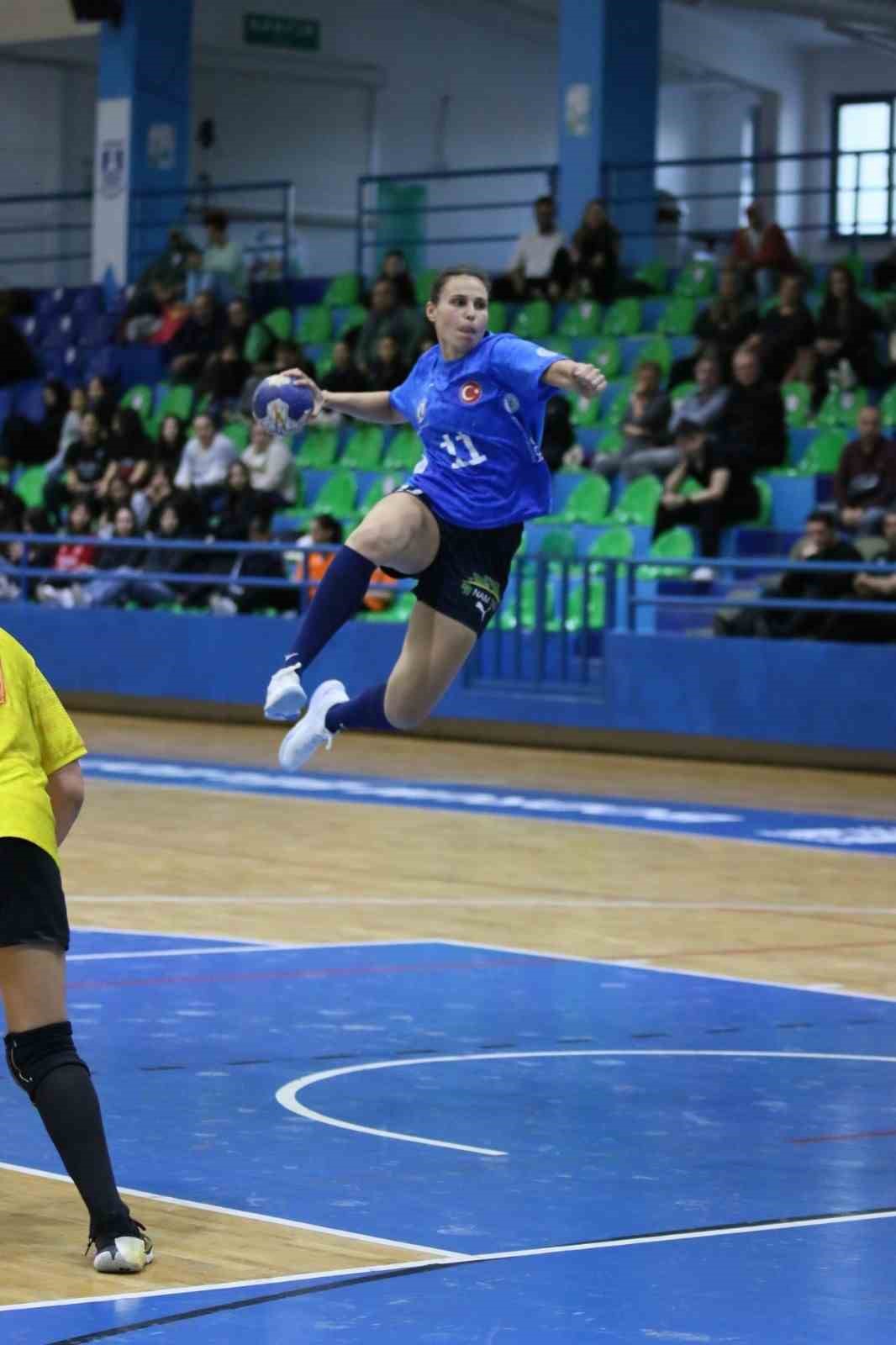 Armada Praxis Yalıkavak Spor Kulübü’nden güçlü kapanış
