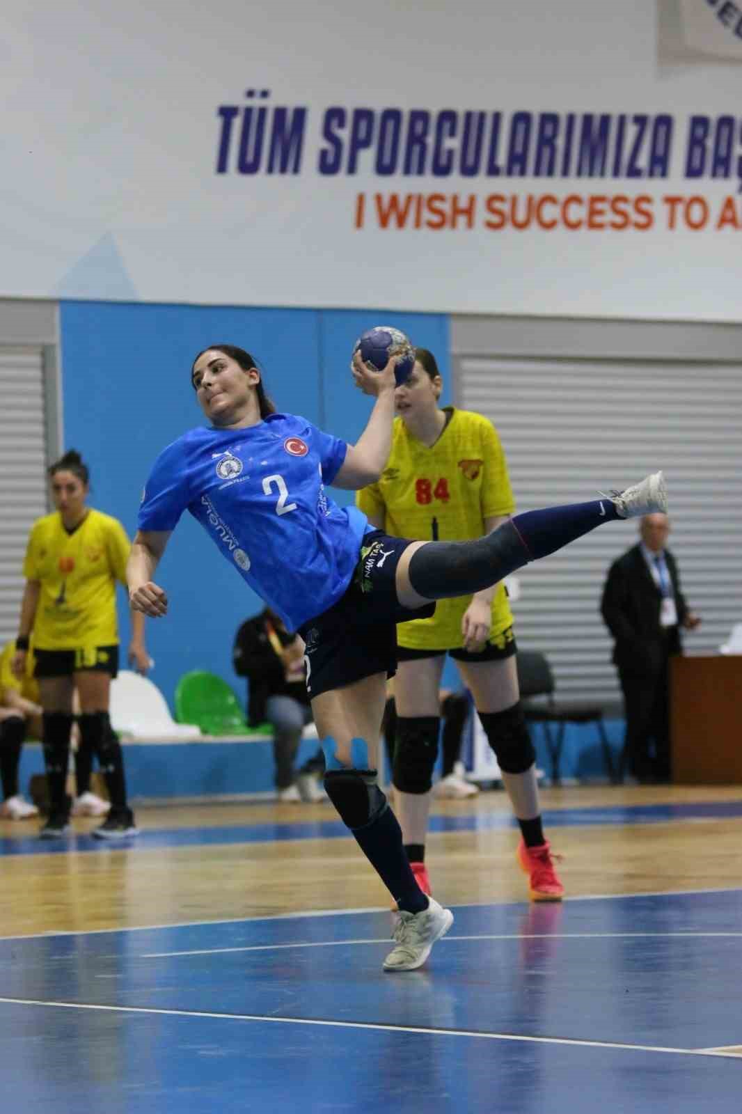 Armada Praxis Yalıkavak Spor Kulübü’nden güçlü kapanış
