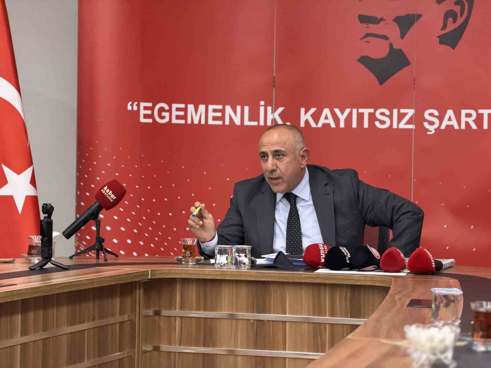 Arnavutköy Kaymakamı, 2025 yılını değerlendirdi, 2026 yılı için tedbirleri anlattı
