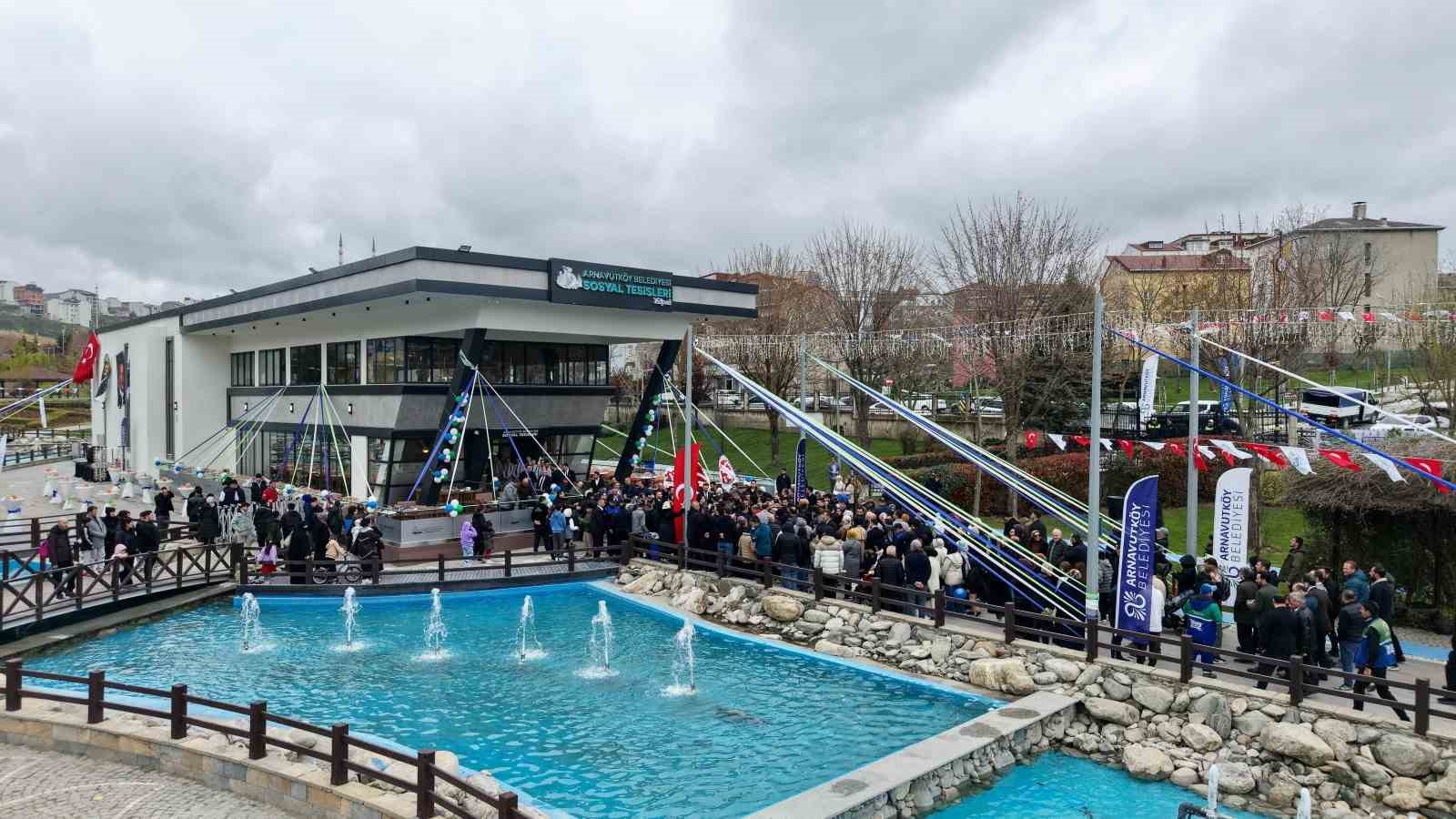 Arnavutköy’de 3 yeni eser hizmete açıldı, yaşam merkezinin temeli atıldı
