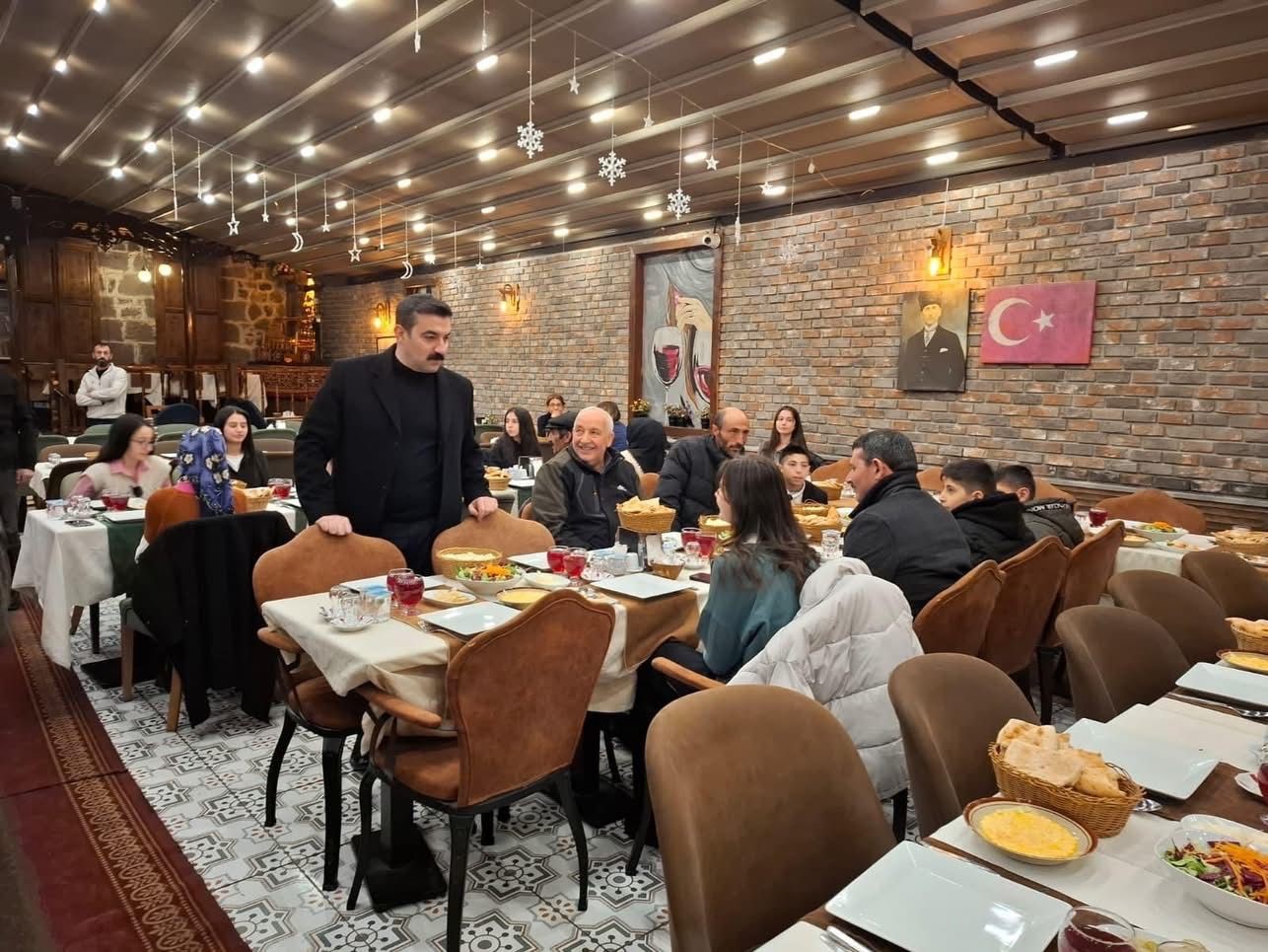 Arpaçay’da ebeveyn kaybı yaşayan çocuklar için iftar programı

