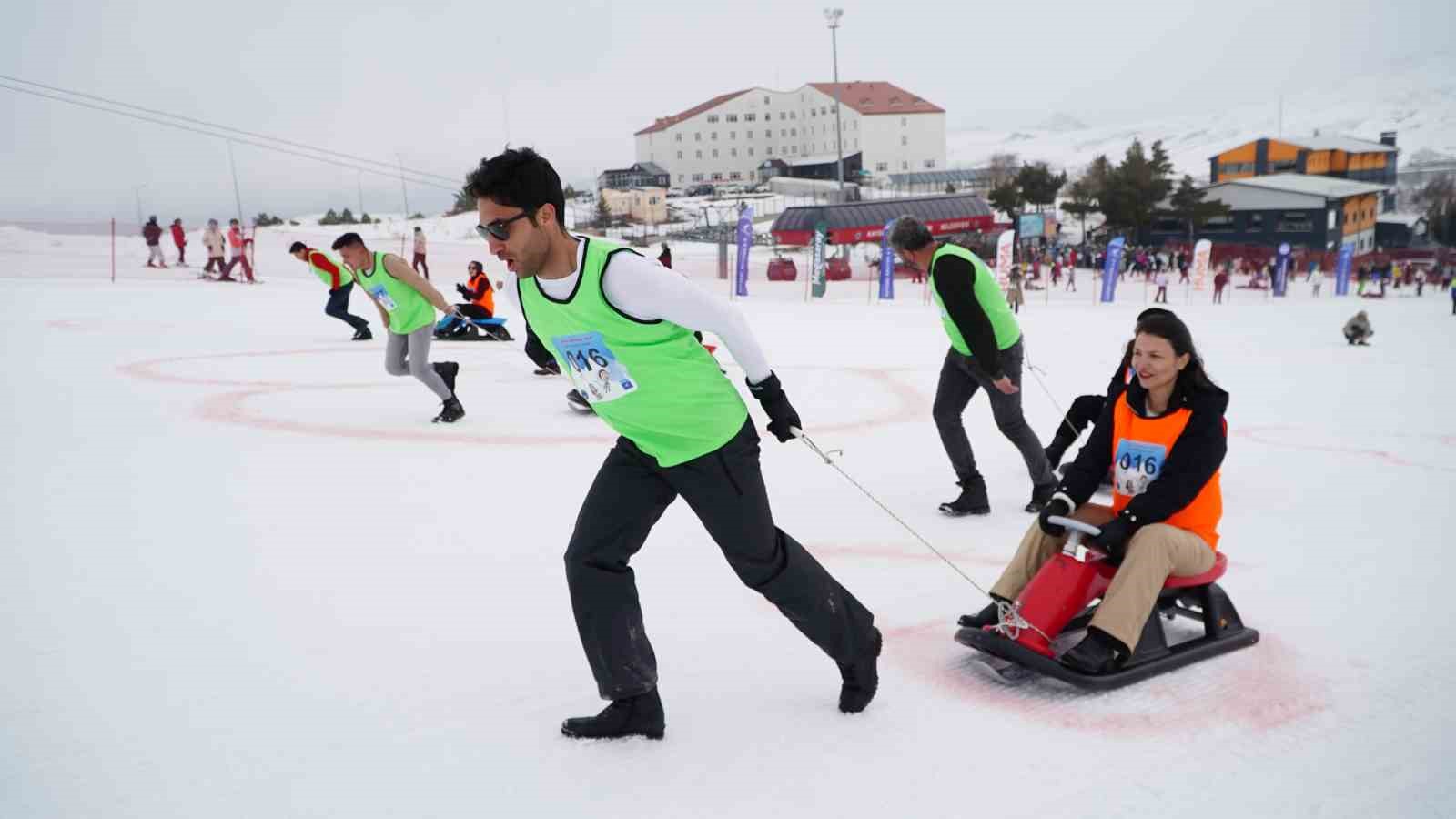 ’Artık Çekilmez Oldun’ yarışması 10. kez start alıyor
