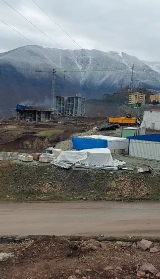 Artvin’de inşaattan düşen işçi hayatını kaybetti
