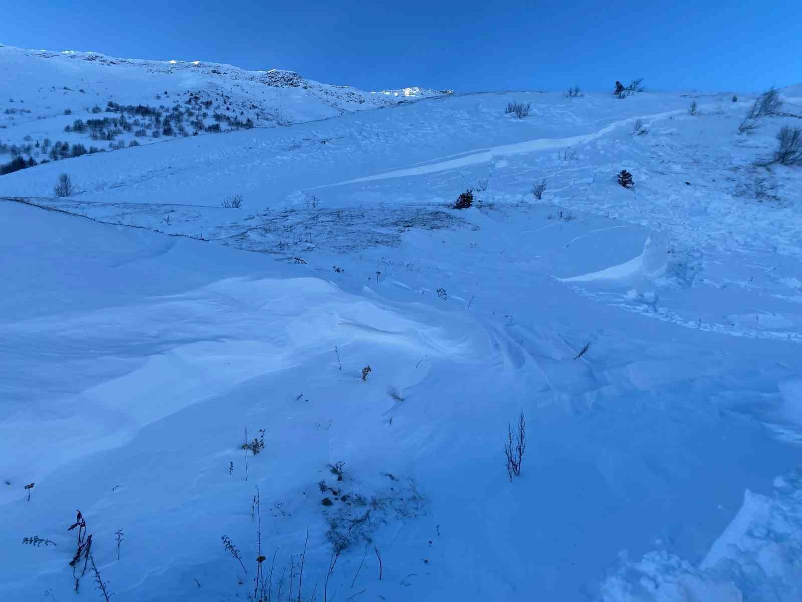 Artvin’de yeni çığ riski çalışmaları durdurdu
