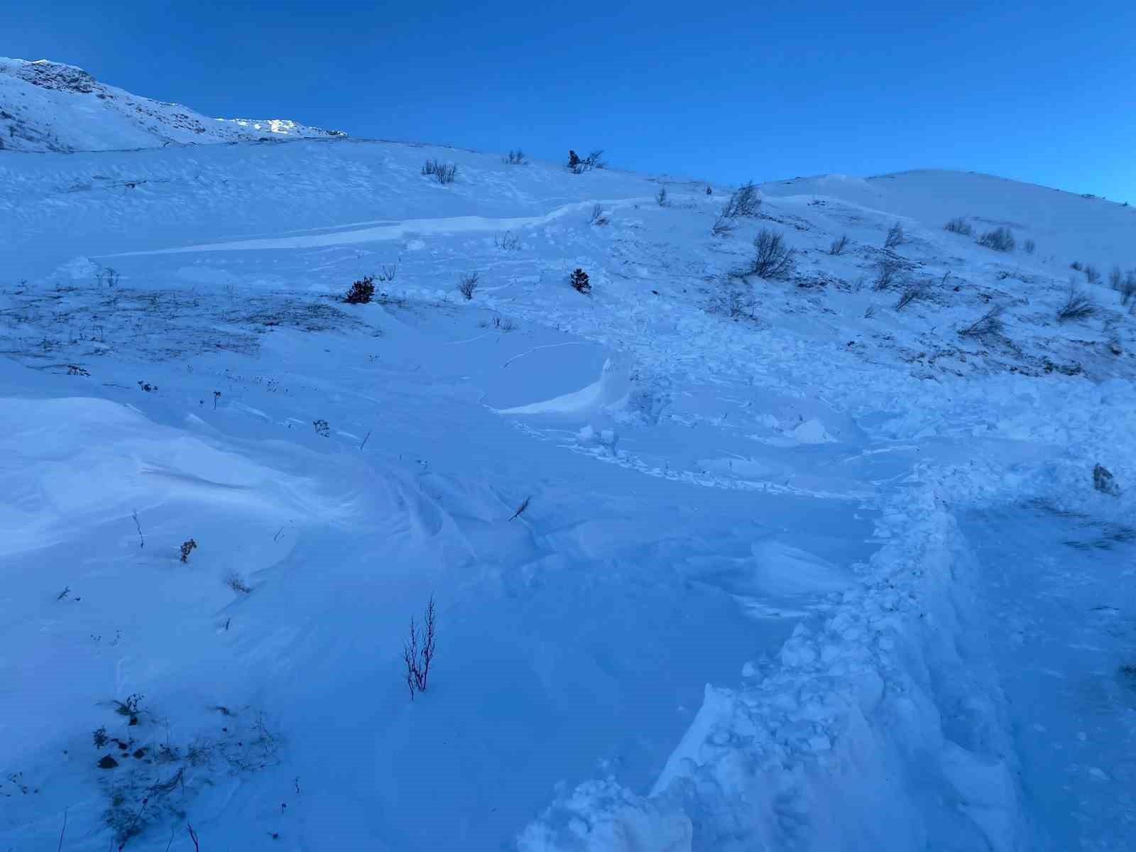 Artvin’de yeni çığ riski çalışmaları durdurdu
