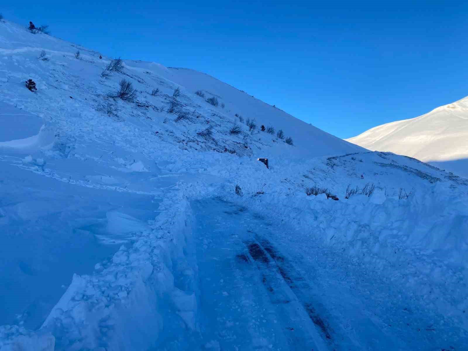 Artvin’de yeni çığ riski çalışmaları durdurdu
