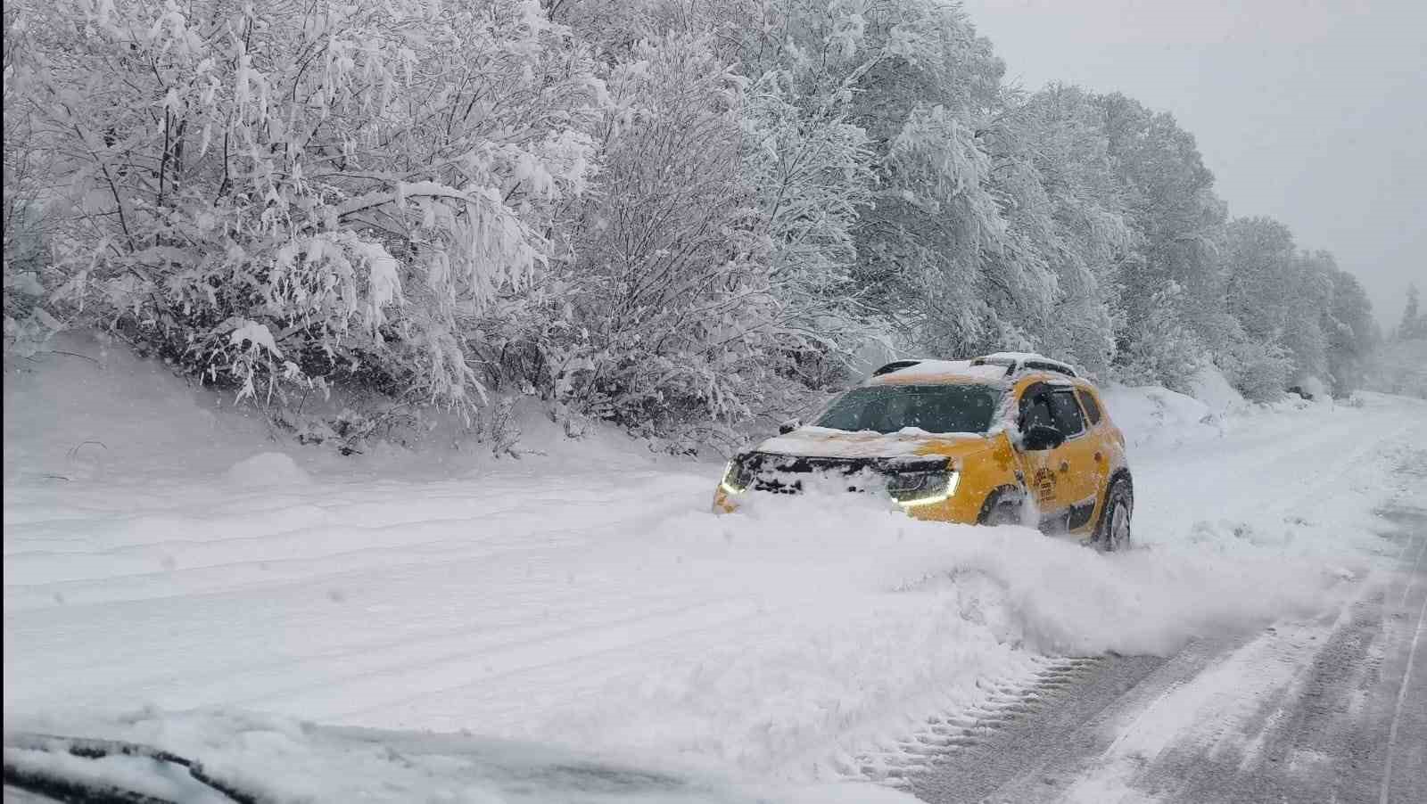 Artvin’in Şavşat ilçesinde eğitime kar engeli
