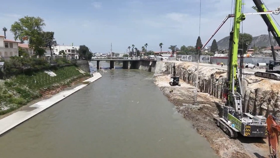 Asi Nehri ıslah ve taşkın önleme projesinde çalışmalar sürüyor
