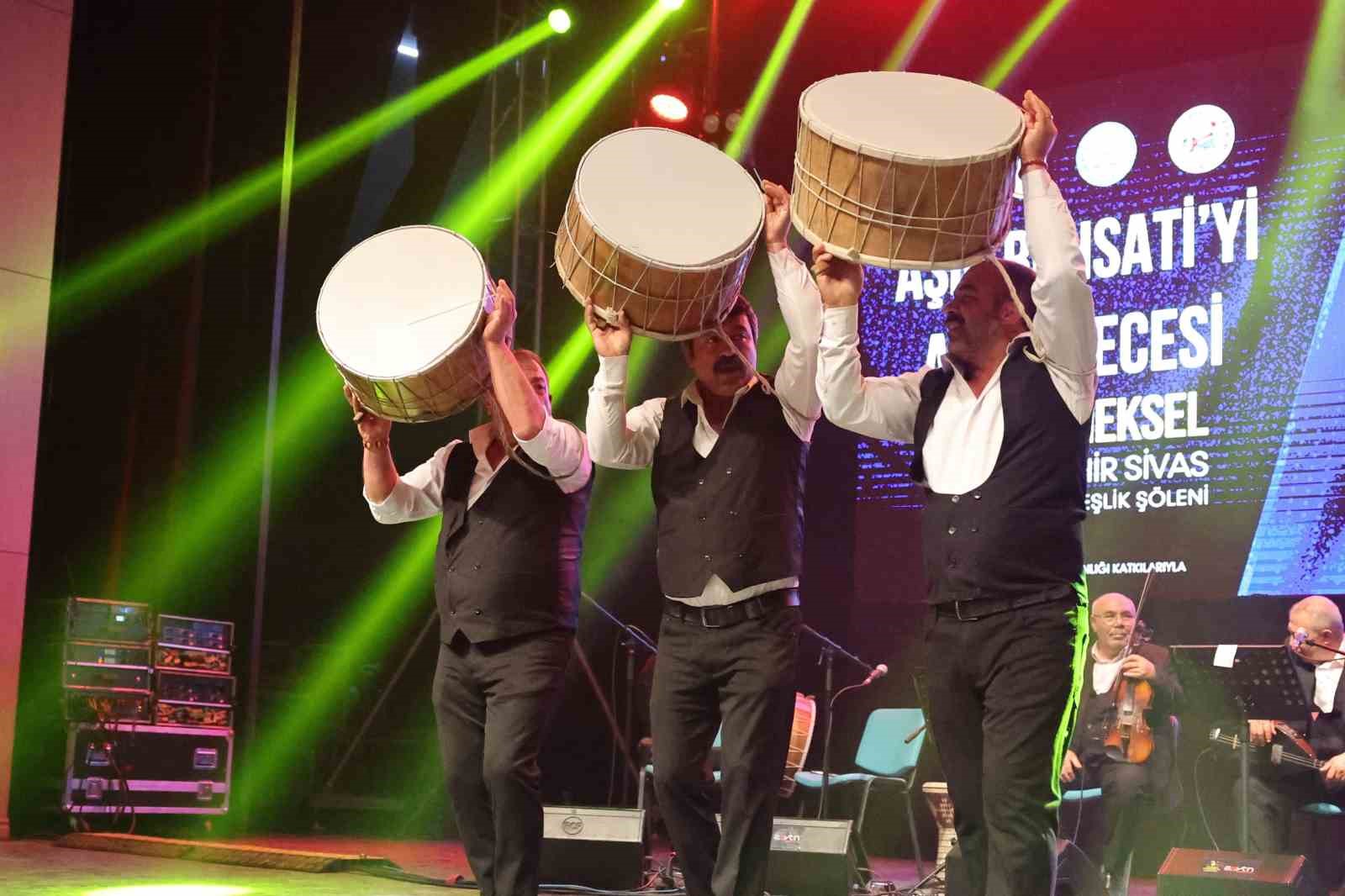 Âşık Ruhsatî, vefatının 115’nci yılında anıldı
