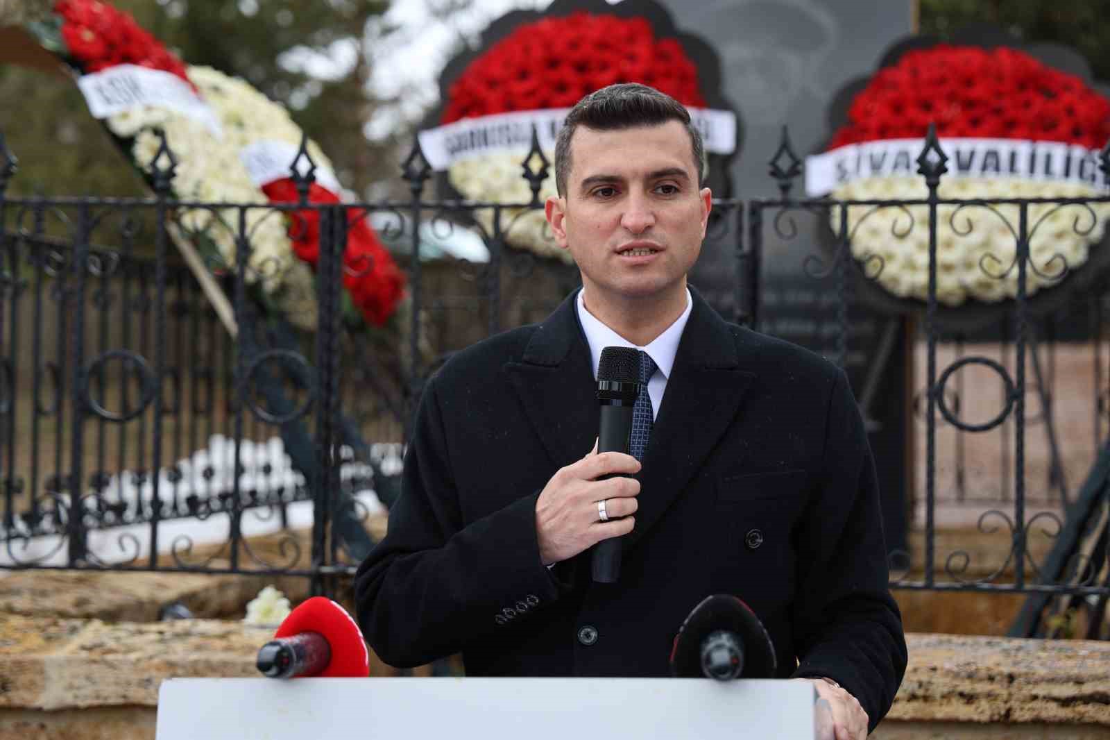 Aşık Veysel 53 yıl sonra da unutulmadı
