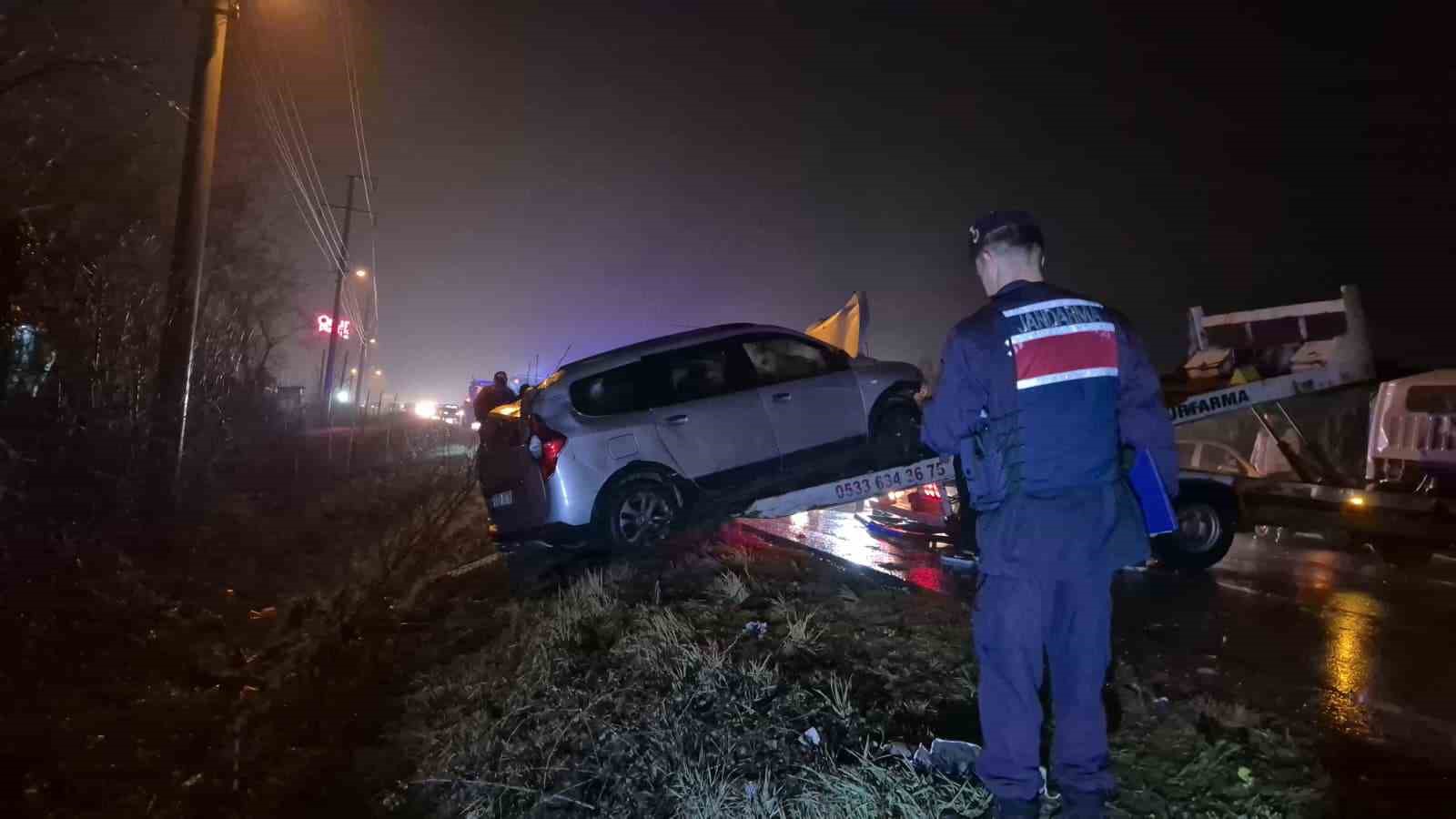 Aşırı yağış kazayı beraberinde getirdi: 6 kişi yaralandı
