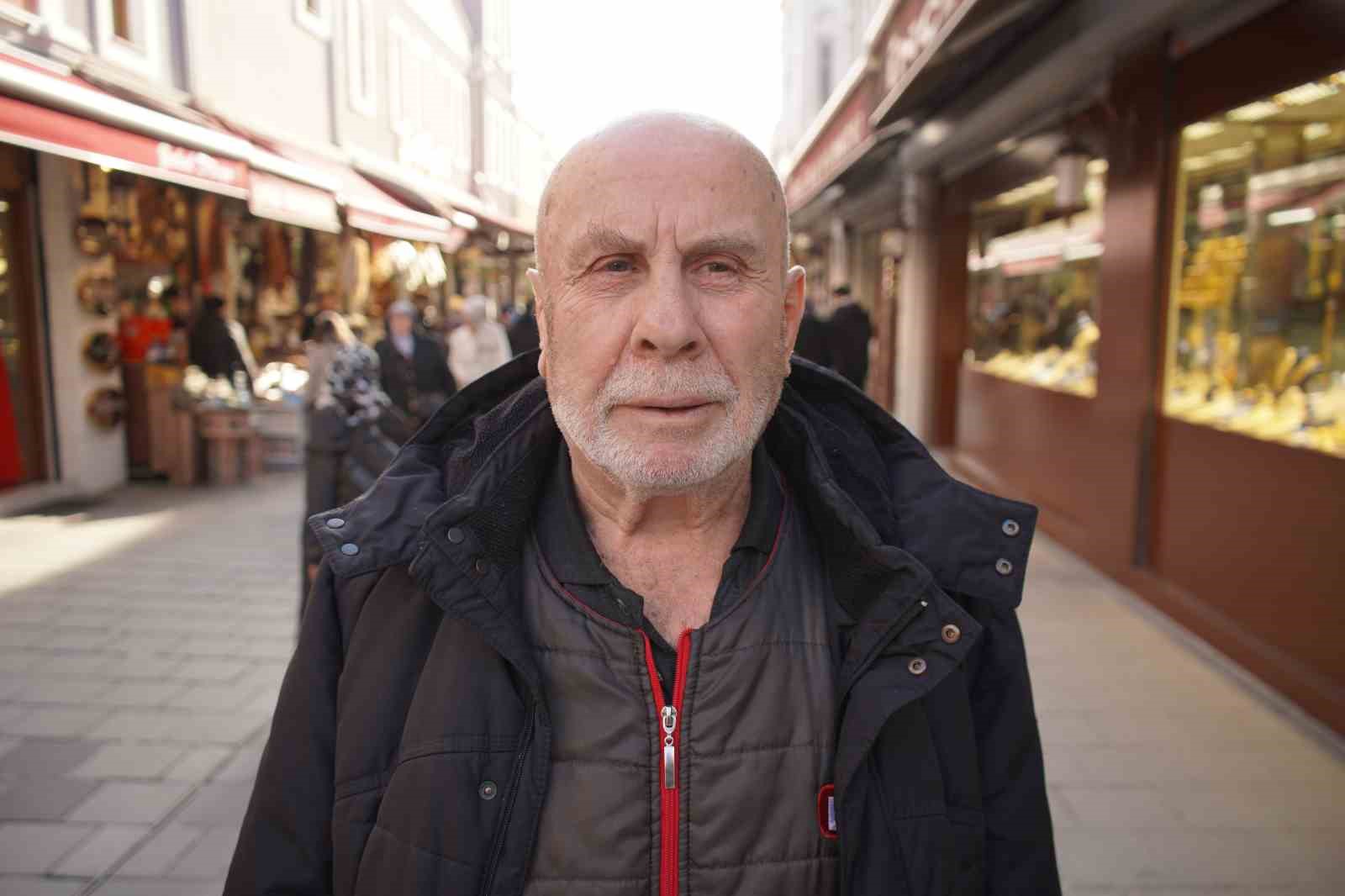 Asırlık çarşıda tezgahlar sanal vitrine taşınıyor: Esnaf e-ticaretle yüzleşiyor
