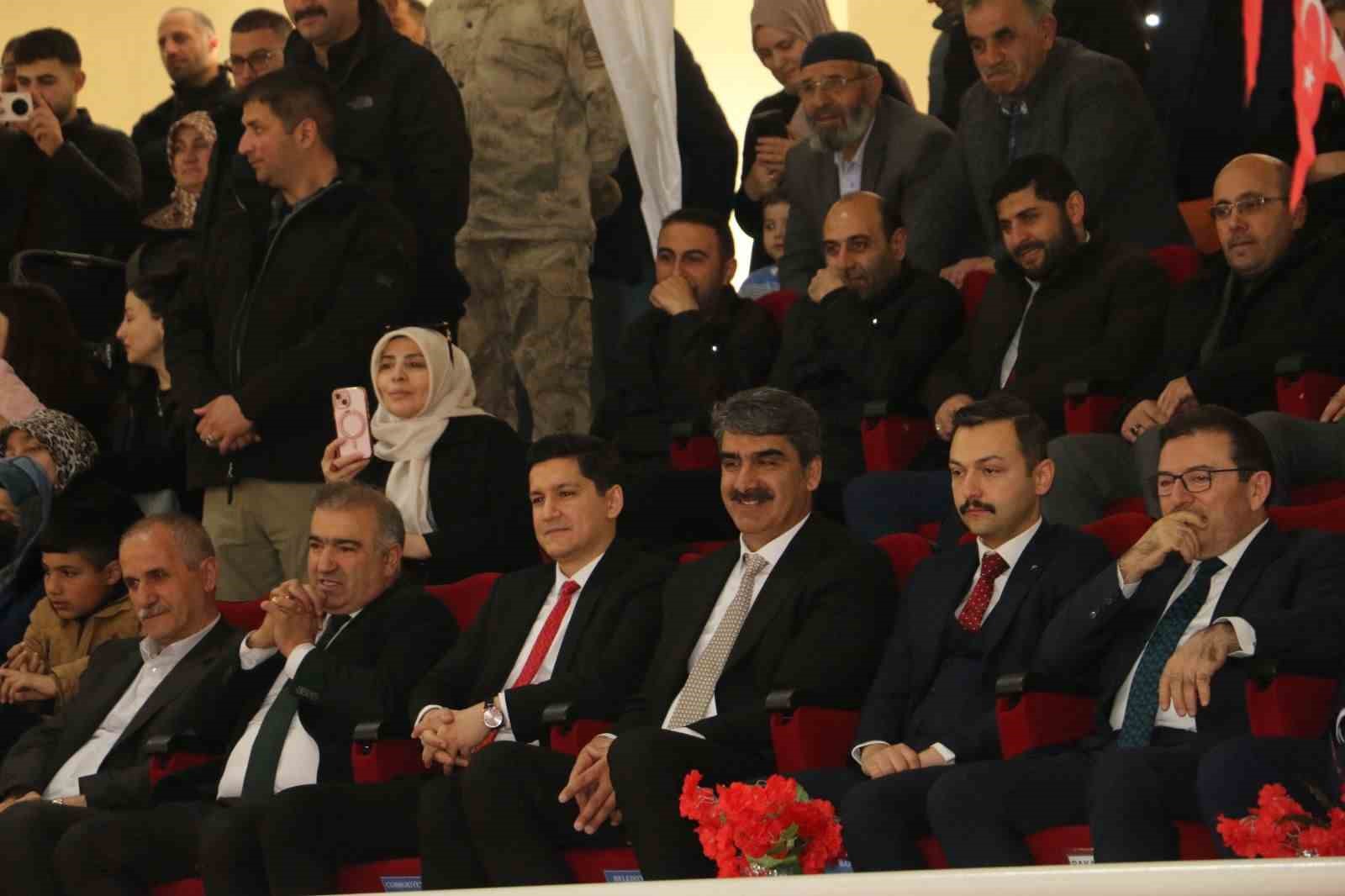 Aşkale’de 23 Nisan coşkusu
