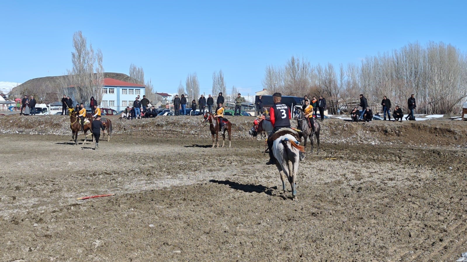 Aşkale’de ciritçiler sezona hazırlanıyor
