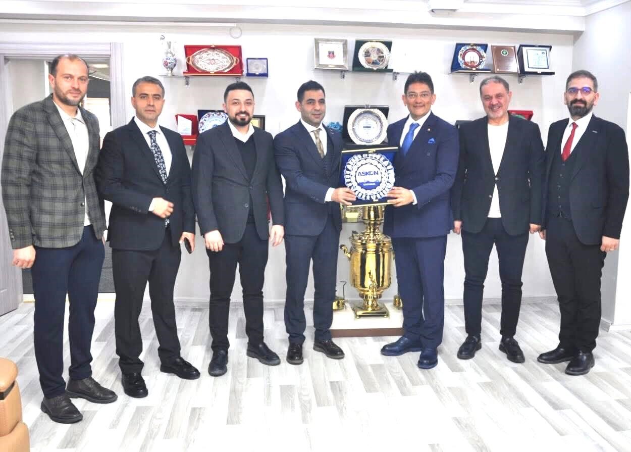 ASKON’dan ETSO ve ETB’de ’Ekonomik işbirliği’ zirvesi
ASKON’dan ETSO ve ETB’de ’Ekonomik işbirliği’ zirvesi