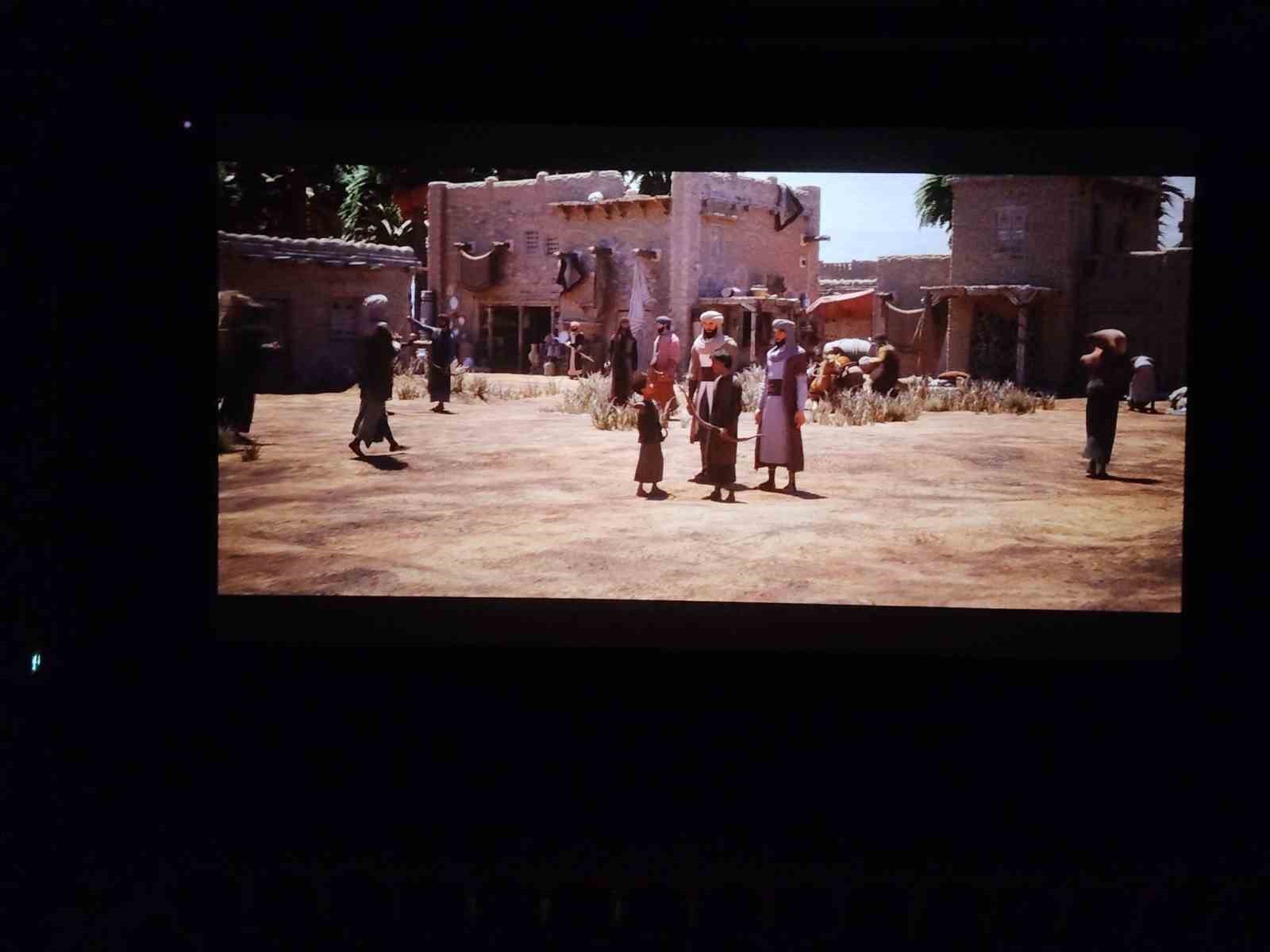 Aslanapa’da Kur’an kursu öğrencileri "571 Rahmet Peygamberi Hz Muhammed" filmini izledi
