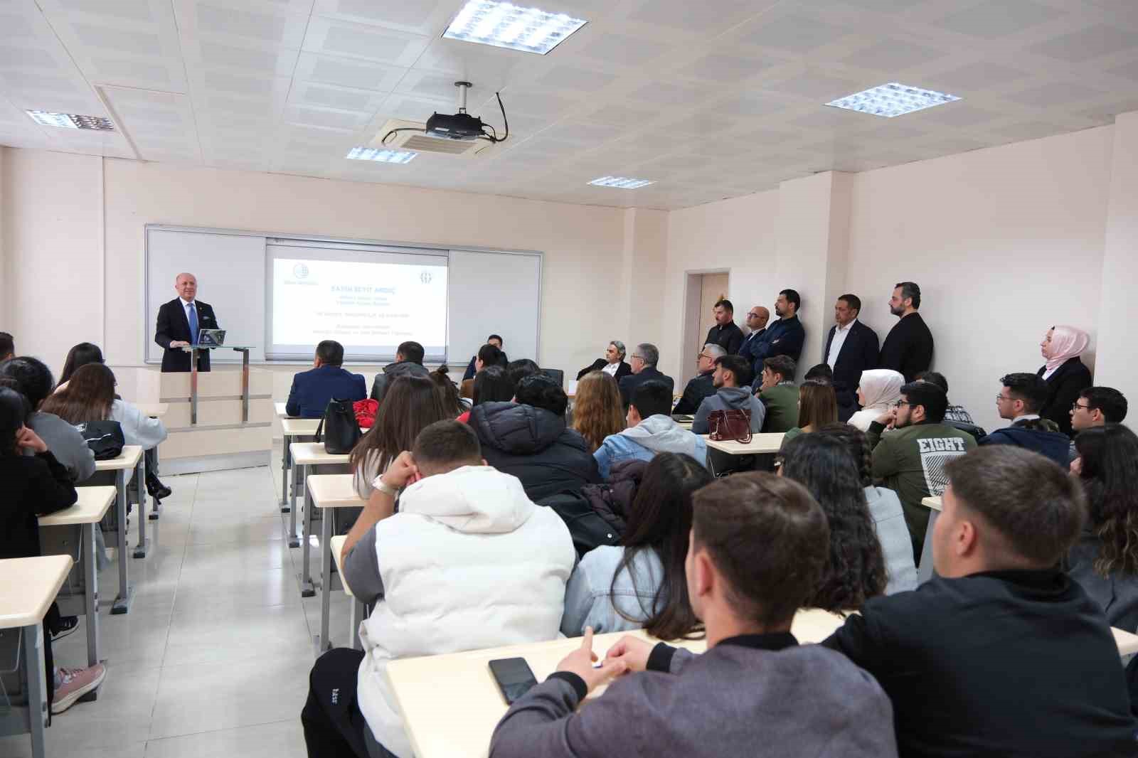 ASO Başkanı Ardıç: "Gençlerimizde gördüğüm umut ve kararlılık, ülkemizin geleceğine dair en büyük güvencemizdir"
