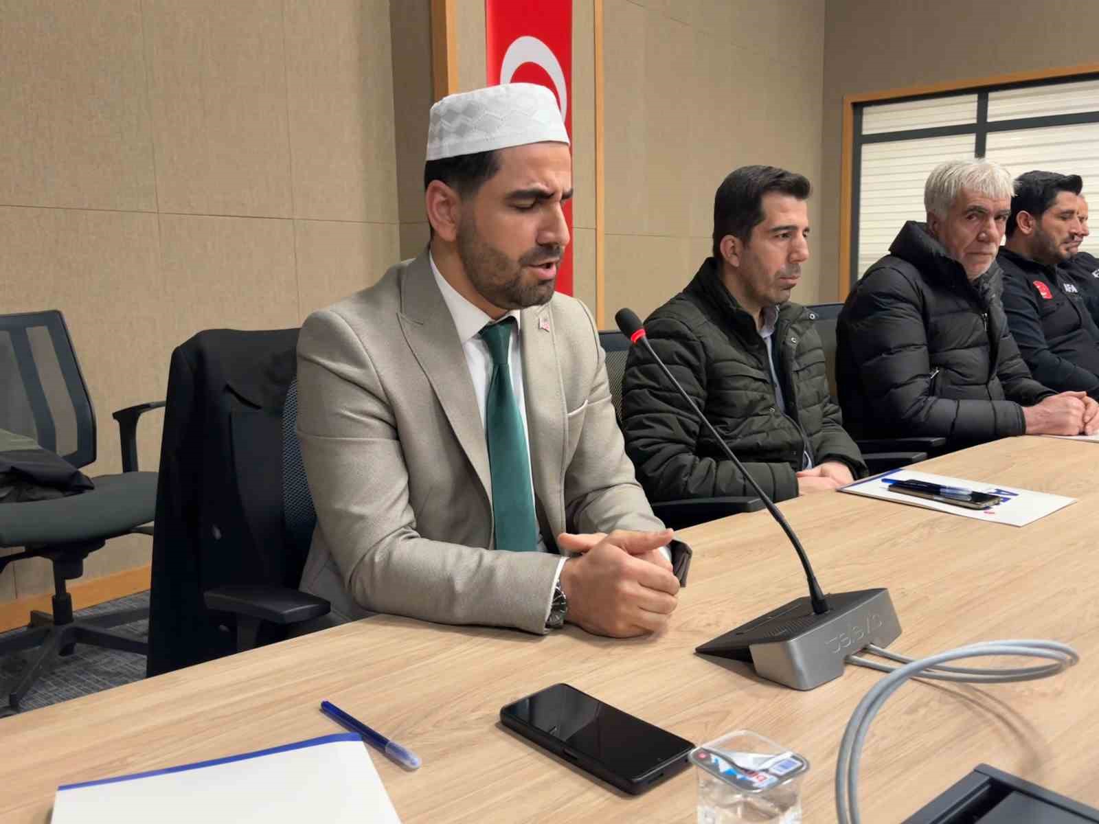 Asrın felaketinde hayatını kaybedenler düzenlenen programla anıldı
