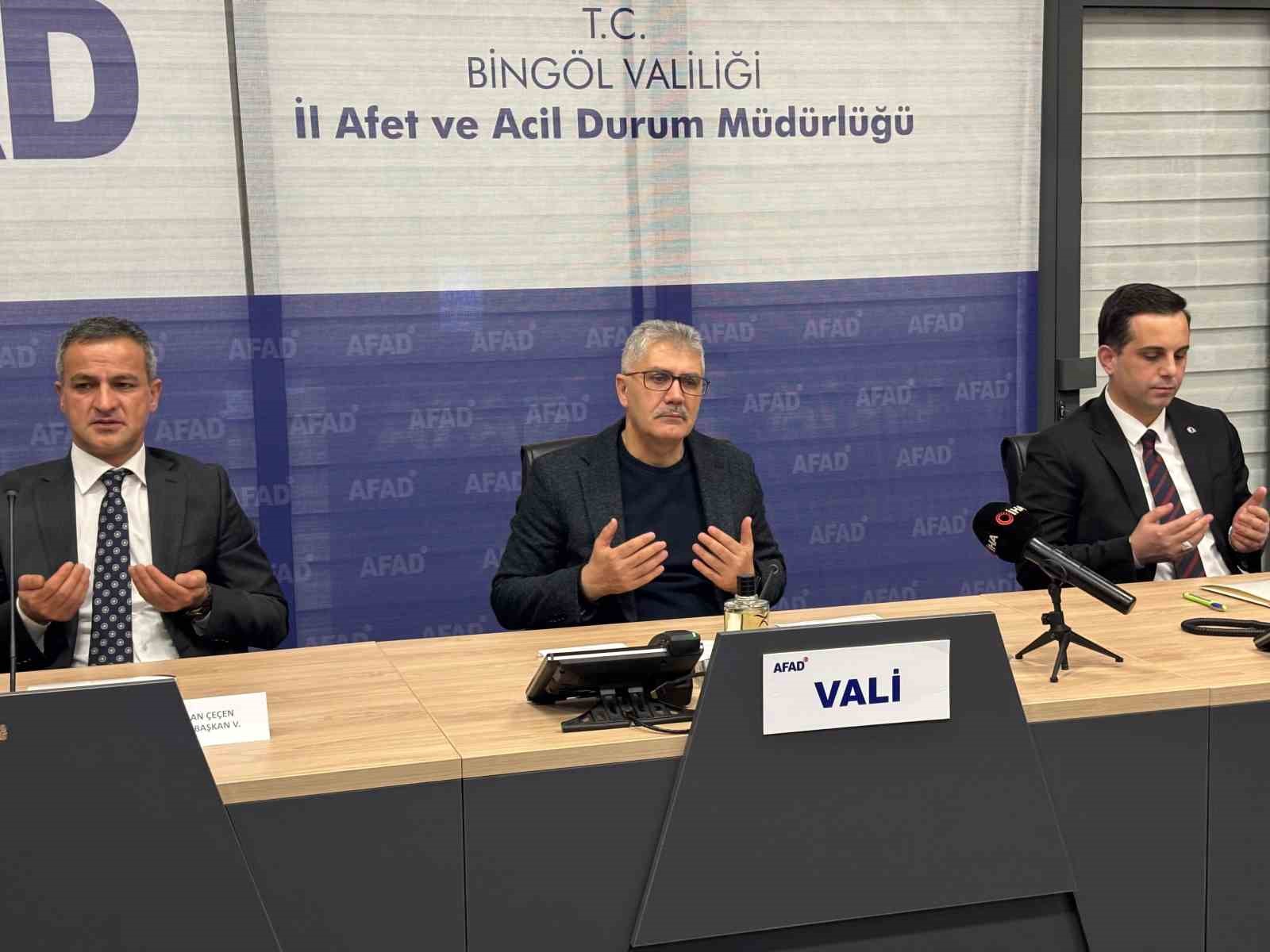 Asrın felaketinde hayatını kaybedenler düzenlenen programla anıldı
