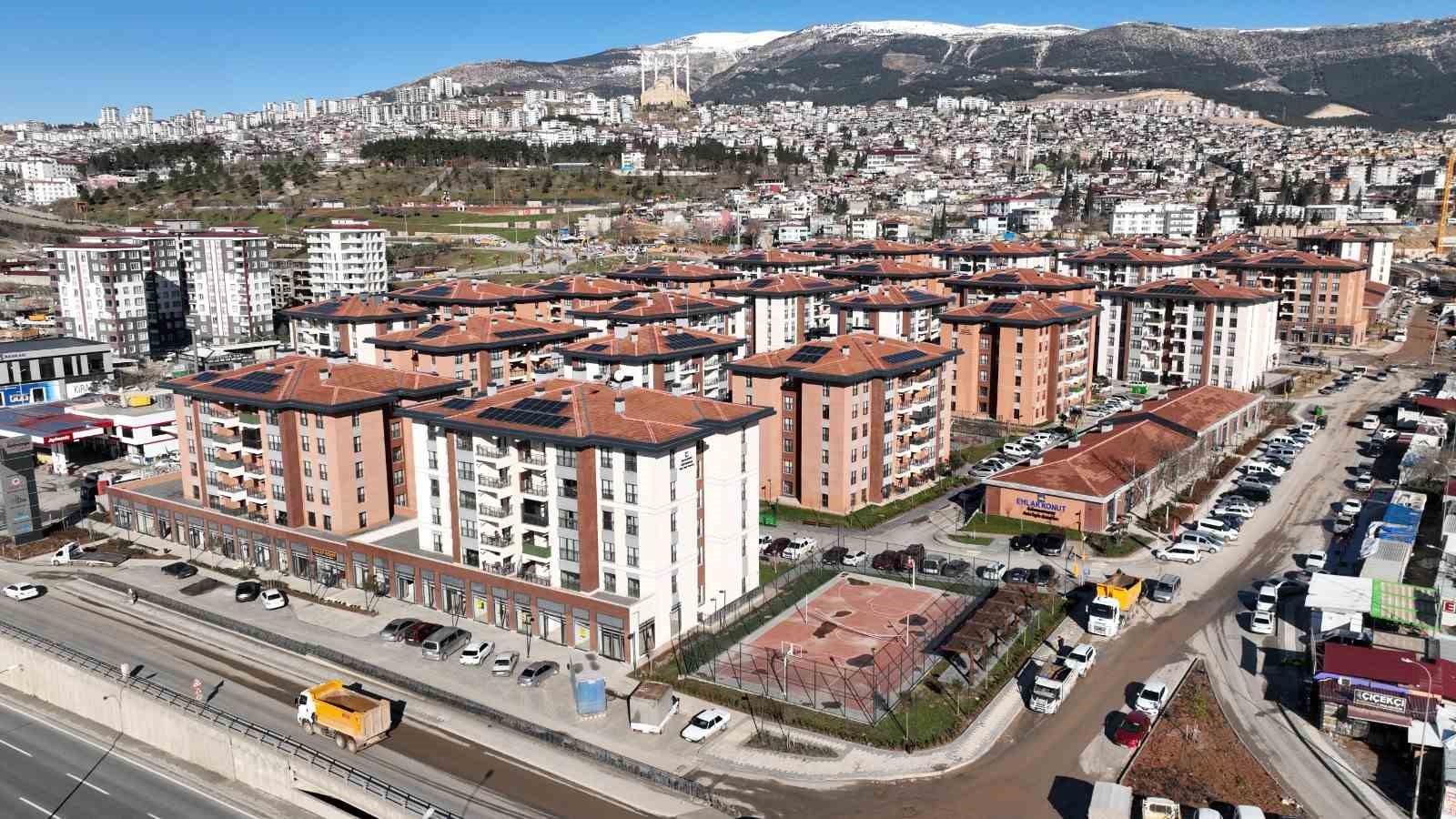 Asrın felaketinden asrın dirilişine: Kahramanmaraş ayağa kalktı
