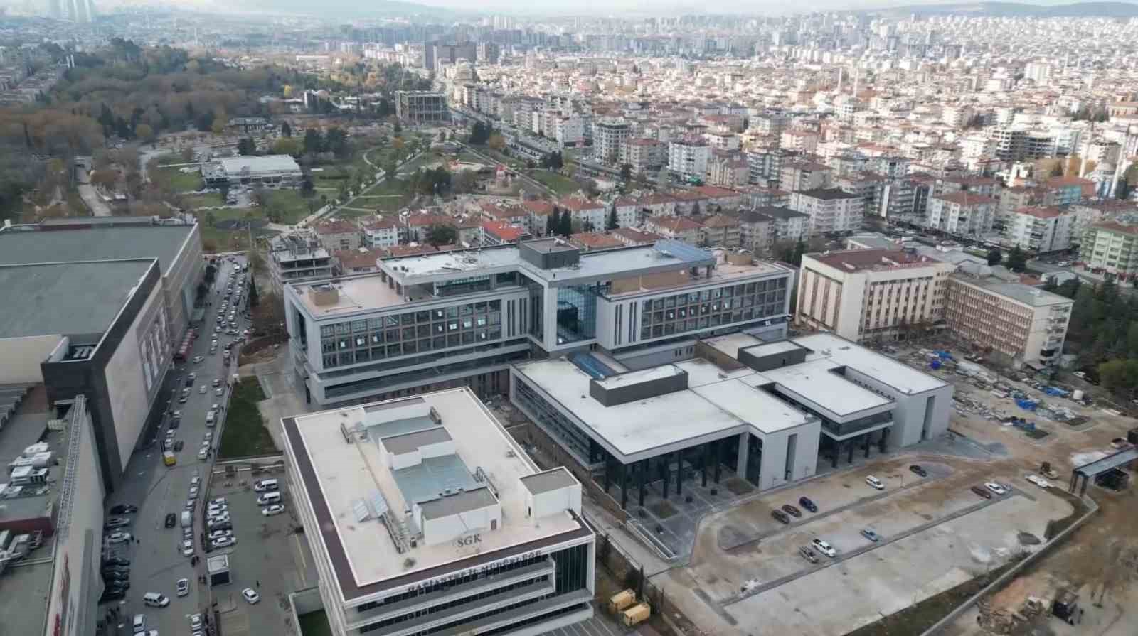 Asrın felaketinden etkilenen Gaziantep’in sağlık yapısı güçlendi
