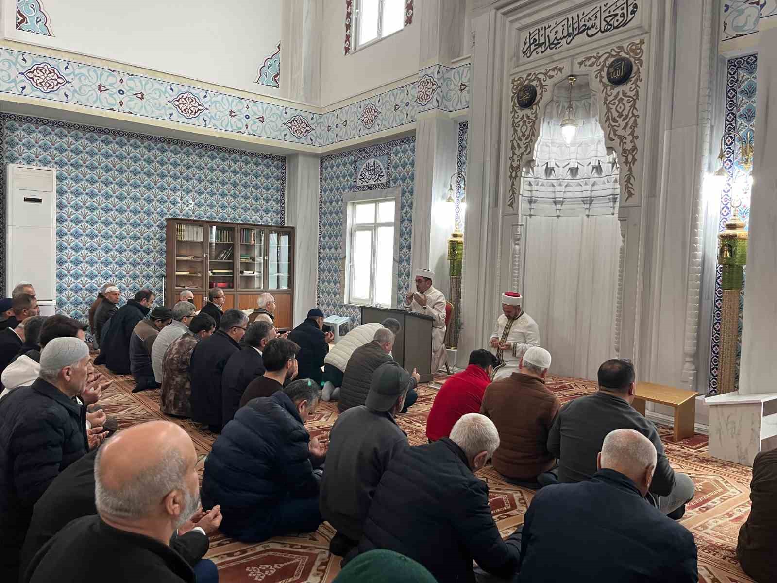 Asrın felaketinin 3’üncü yılında Alanya’da yürekler aynı duada buluştu
