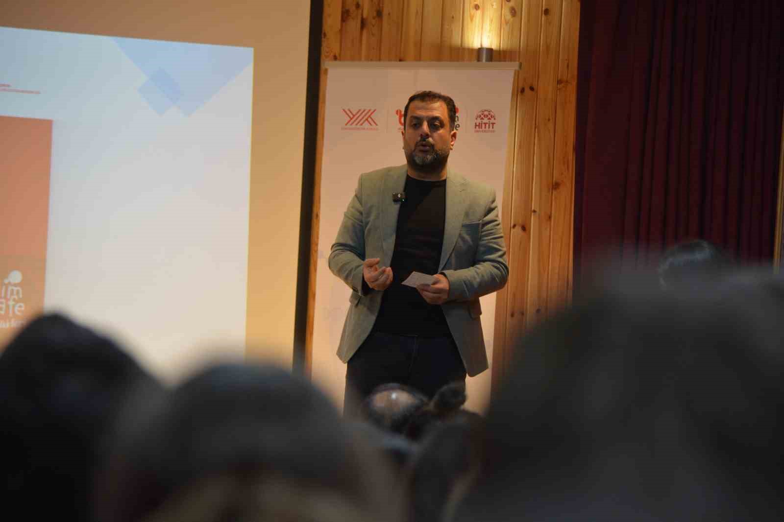 "Asrın felaketi"nin yıl dönümünde öğrencilere deprem eğitimi
