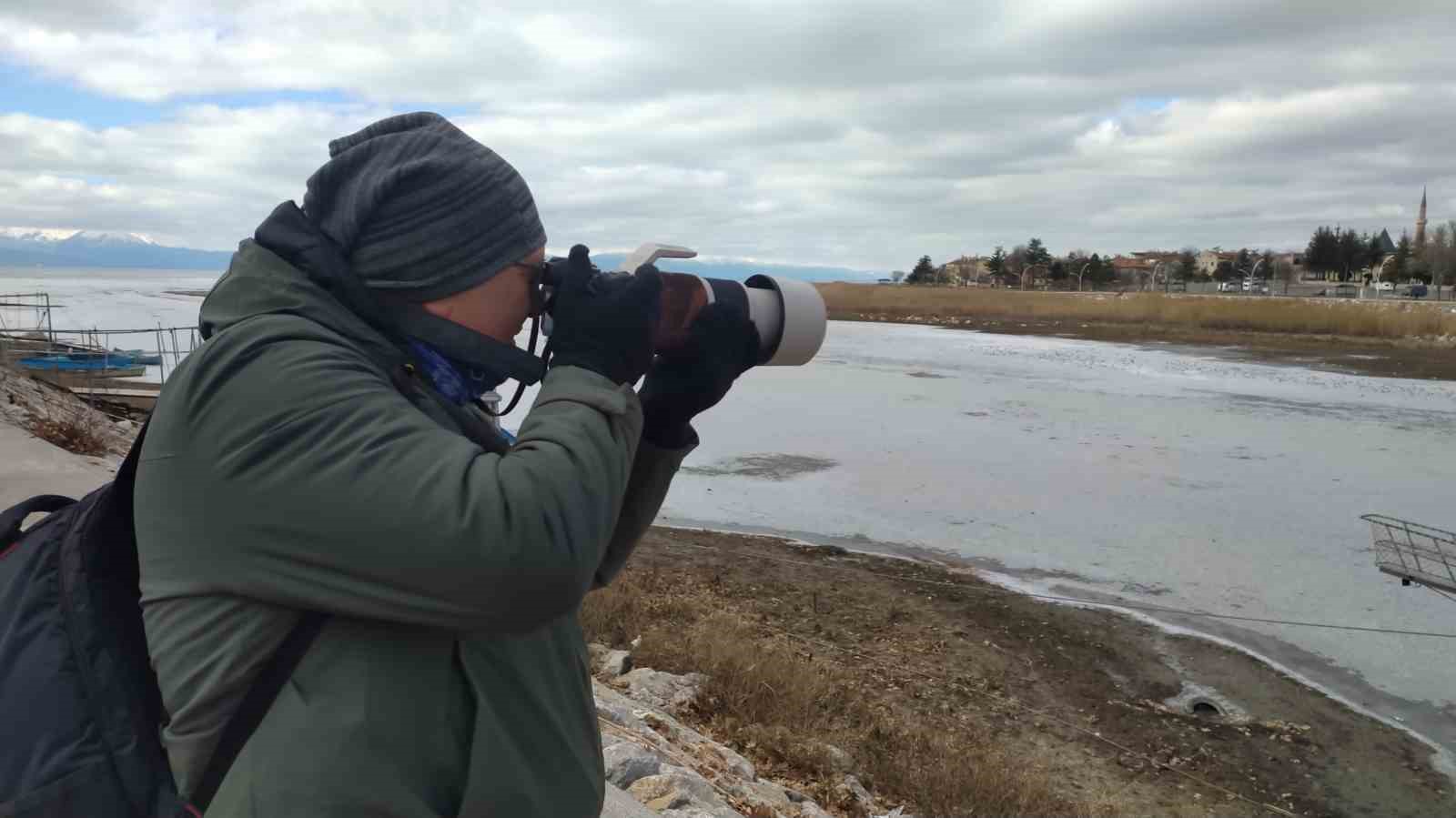 Astsubaylıktan kuş fotoğrafçılığına, Beyşehir Gölünde bir doğa sevdalısı
