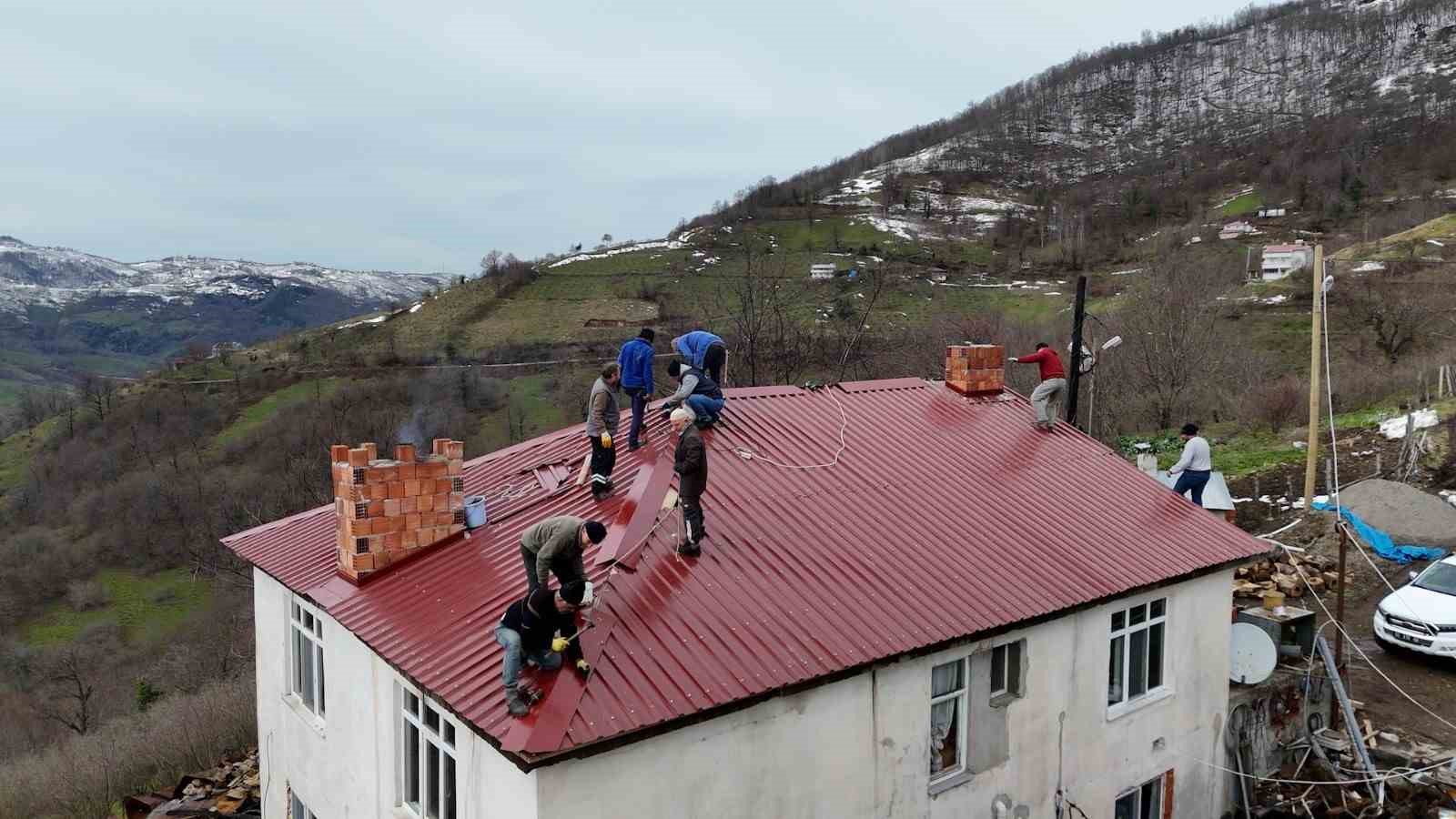 Atakum Belediyesi’nden yangın mağduru aileye destek
