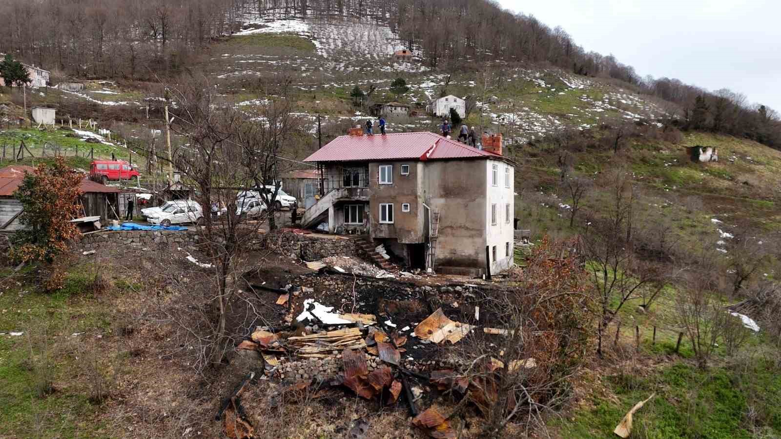 Atakum Belediyesi’nden yangın mağduru aileye destek
